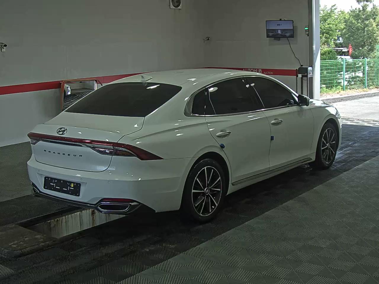 Hyundai Grandeur 2021 - Image 4