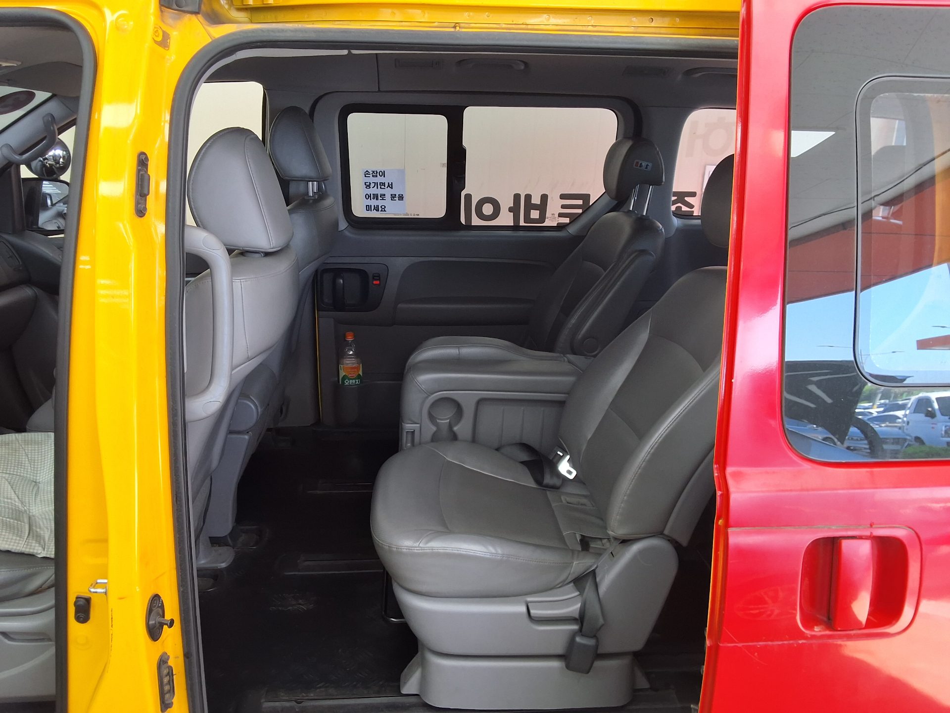 Hyundai Grand Starex 2016 - Image 11