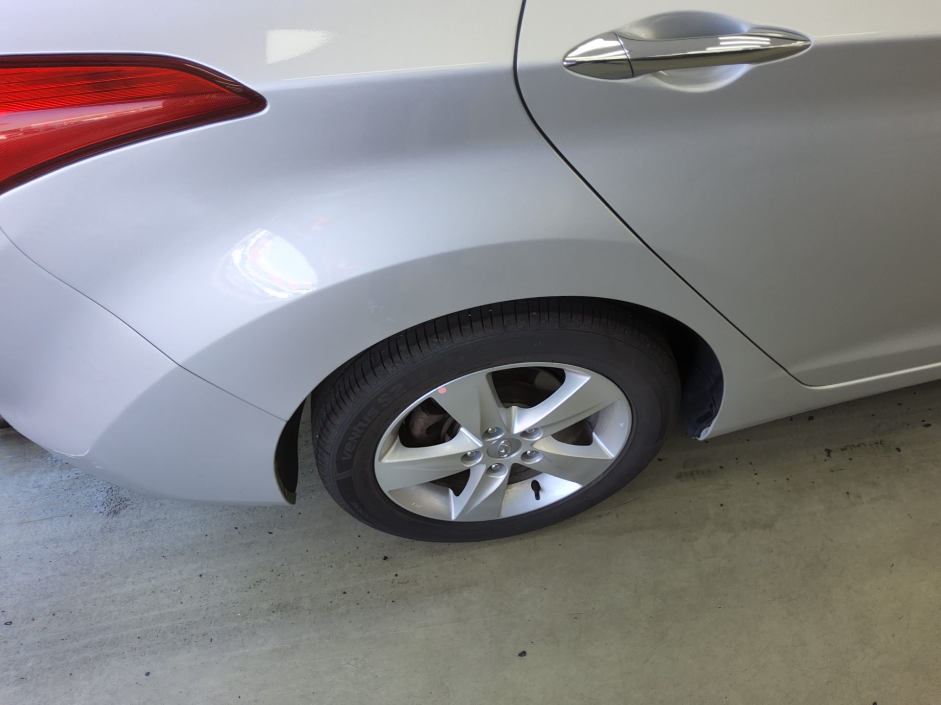 Hyundai Elantra 2012 - Image 20