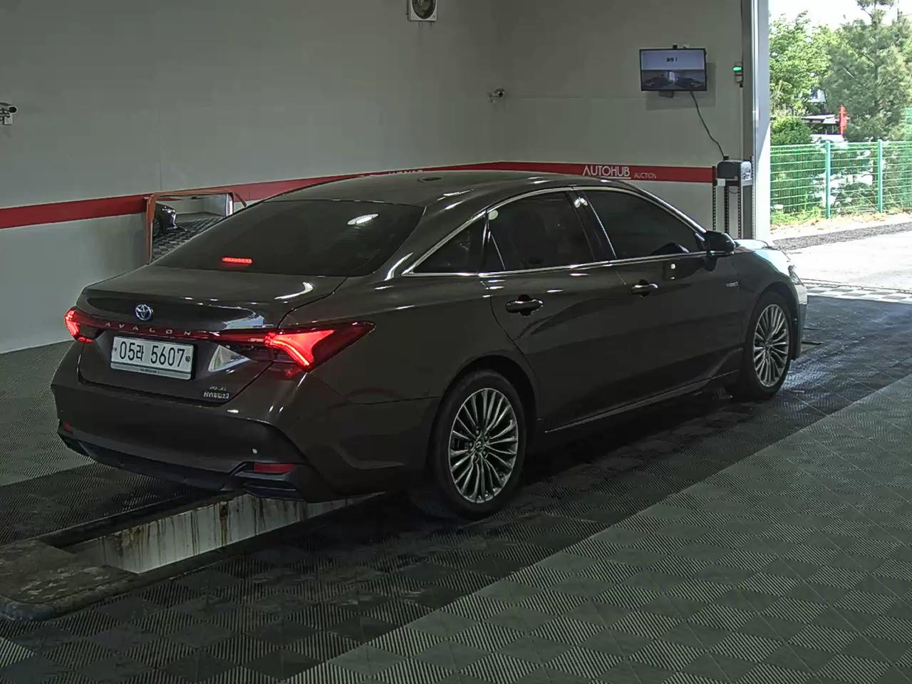 Toyota Avalon 2019 - Image 4
