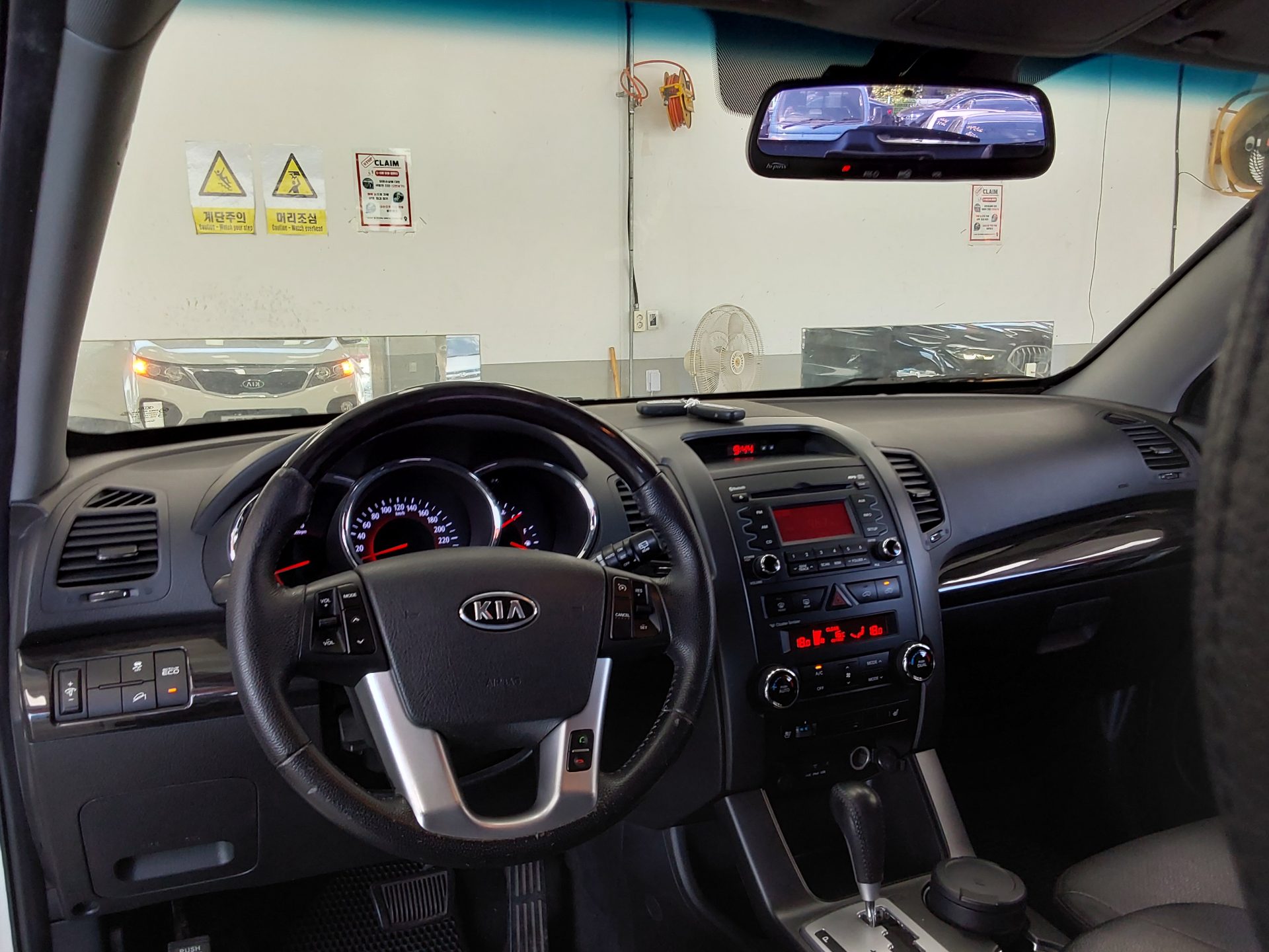 Kia Sorento 2011 - Image 10