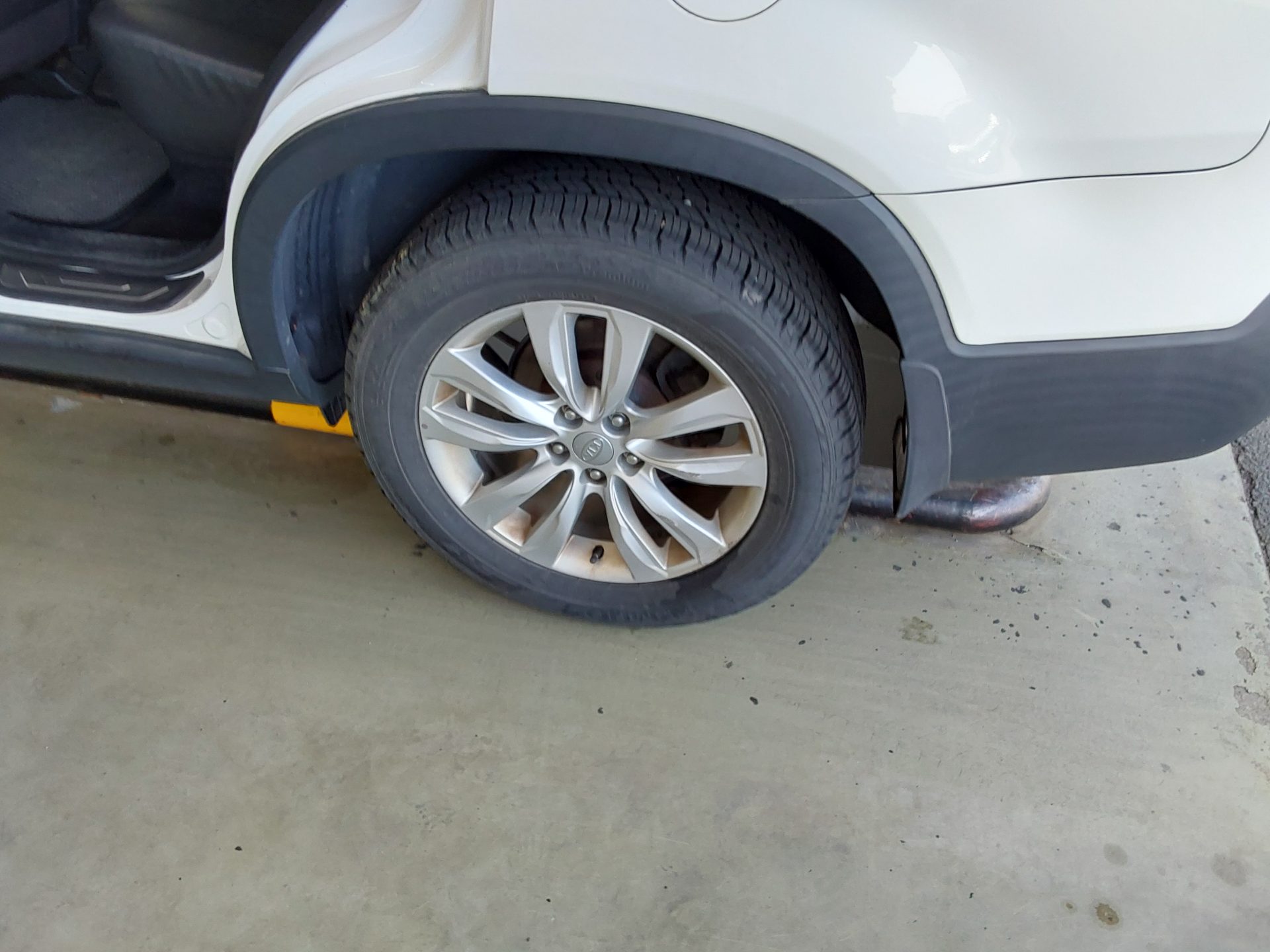 Kia Sorento 2011 - Image 19