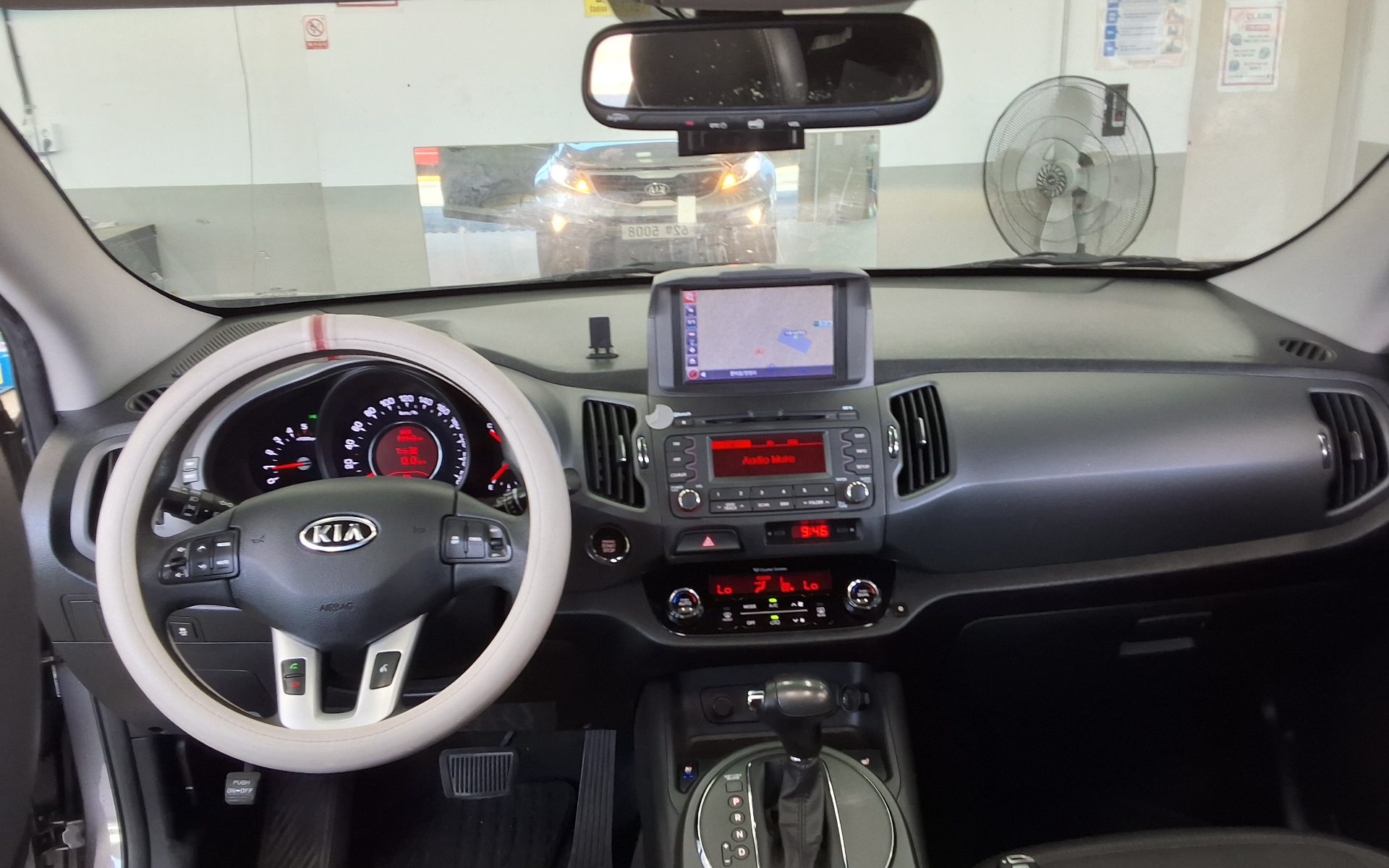 Kia Sportage 2012 - Image 10