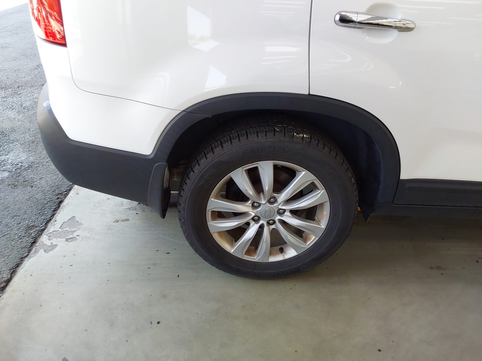 Kia Sorento 2011 - Image 21