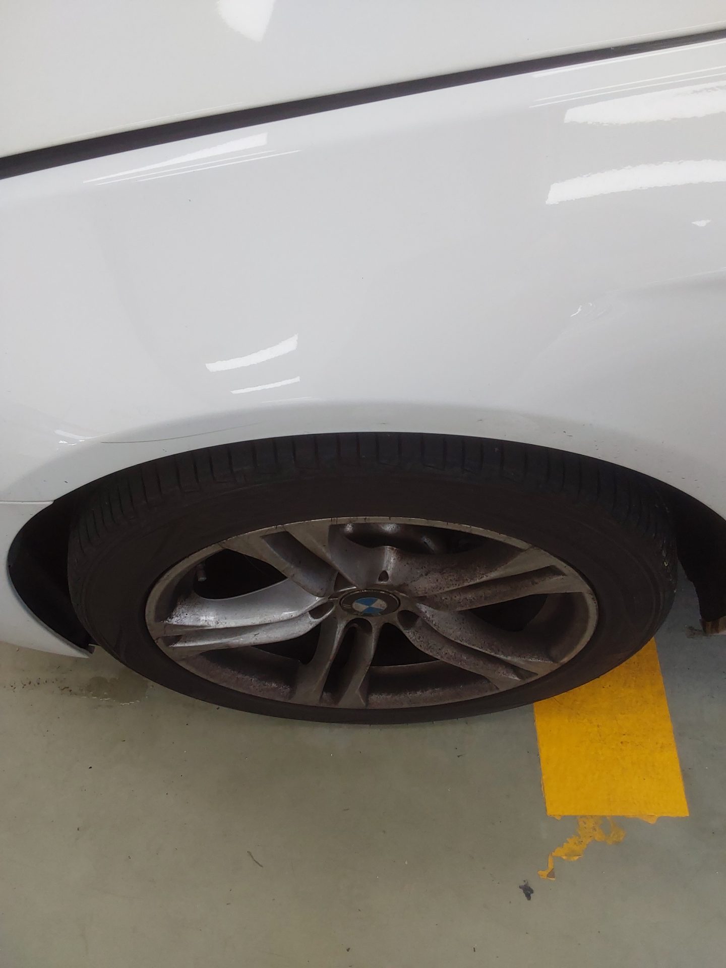 BMW 5 Series 2016 - Image 21