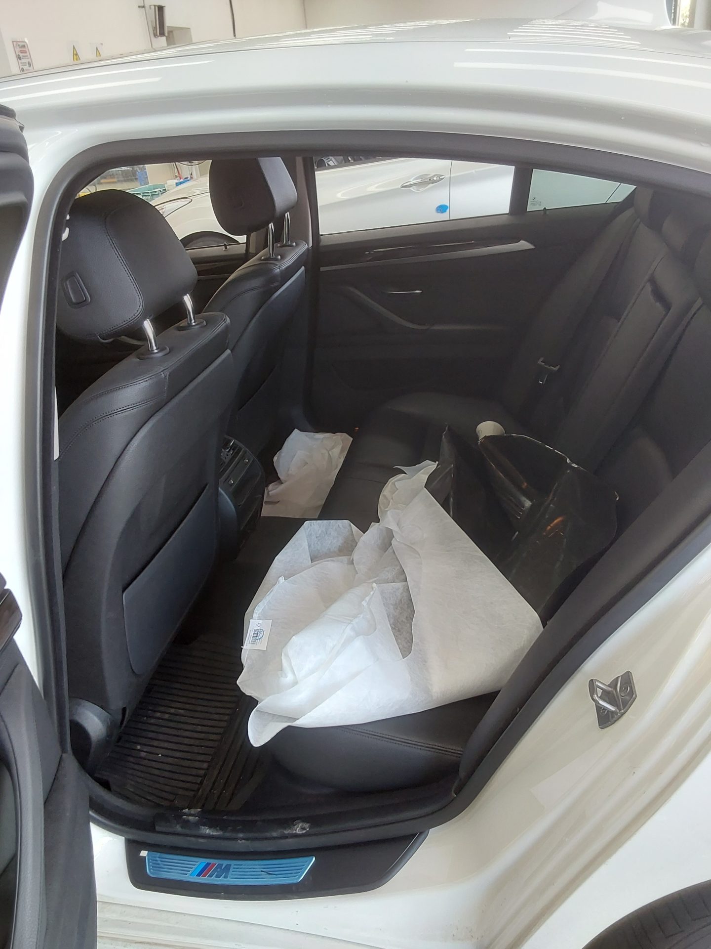 BMW 5 Series 2016 - Image 11