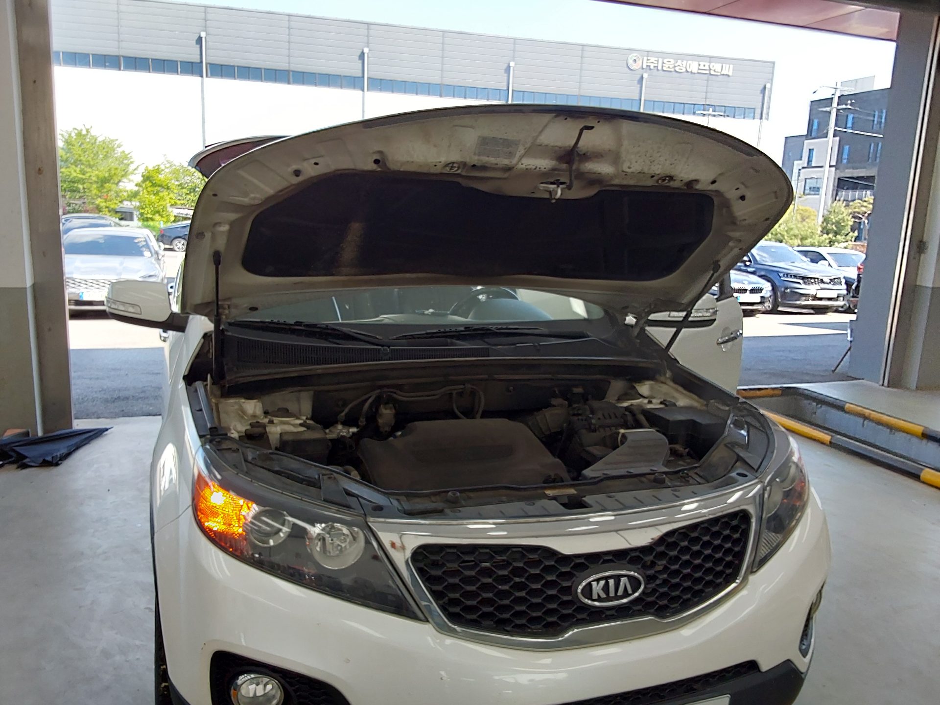Kia Sorento 2011 - Image 17