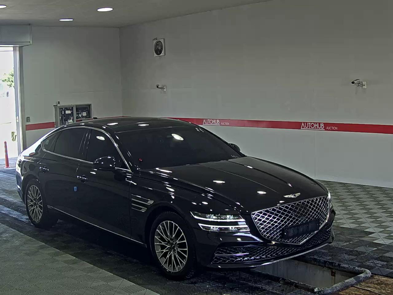 Hyundai Genesis 2022 - Image 2
