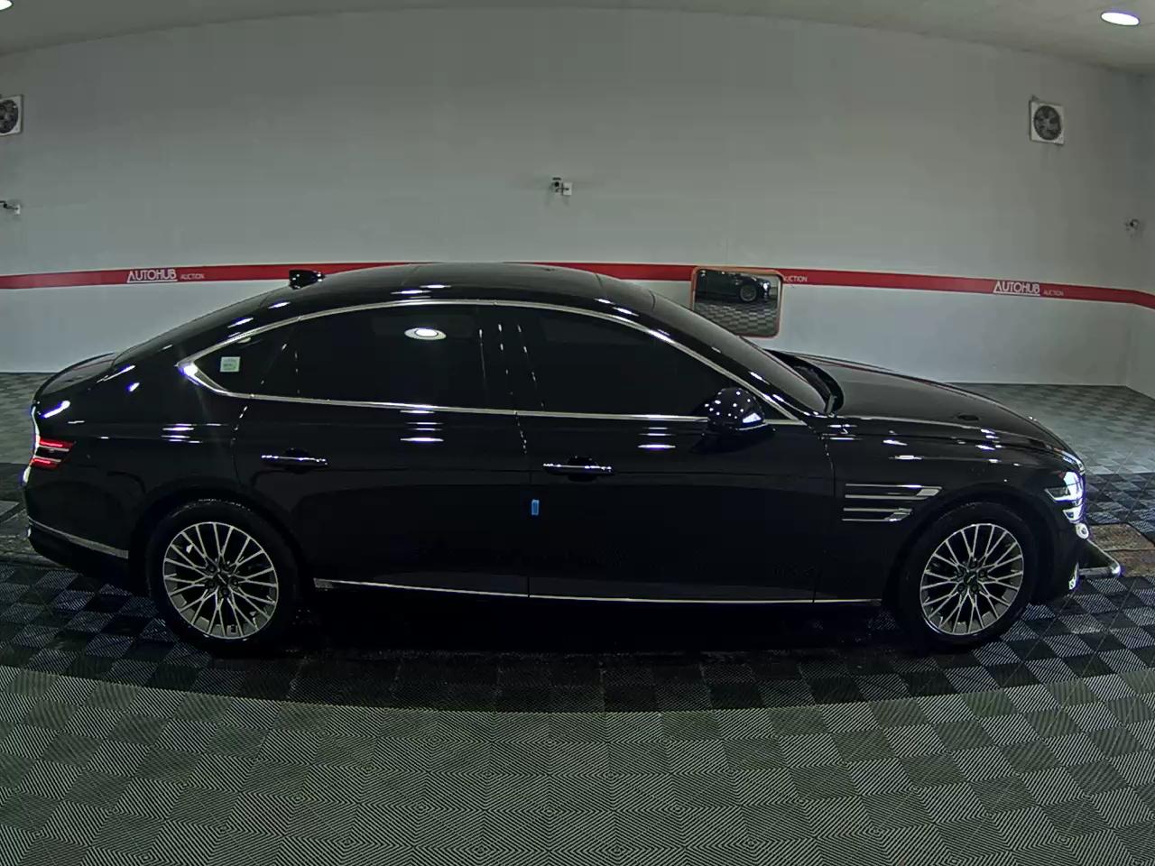 Hyundai Genesis 2022 - Image 3