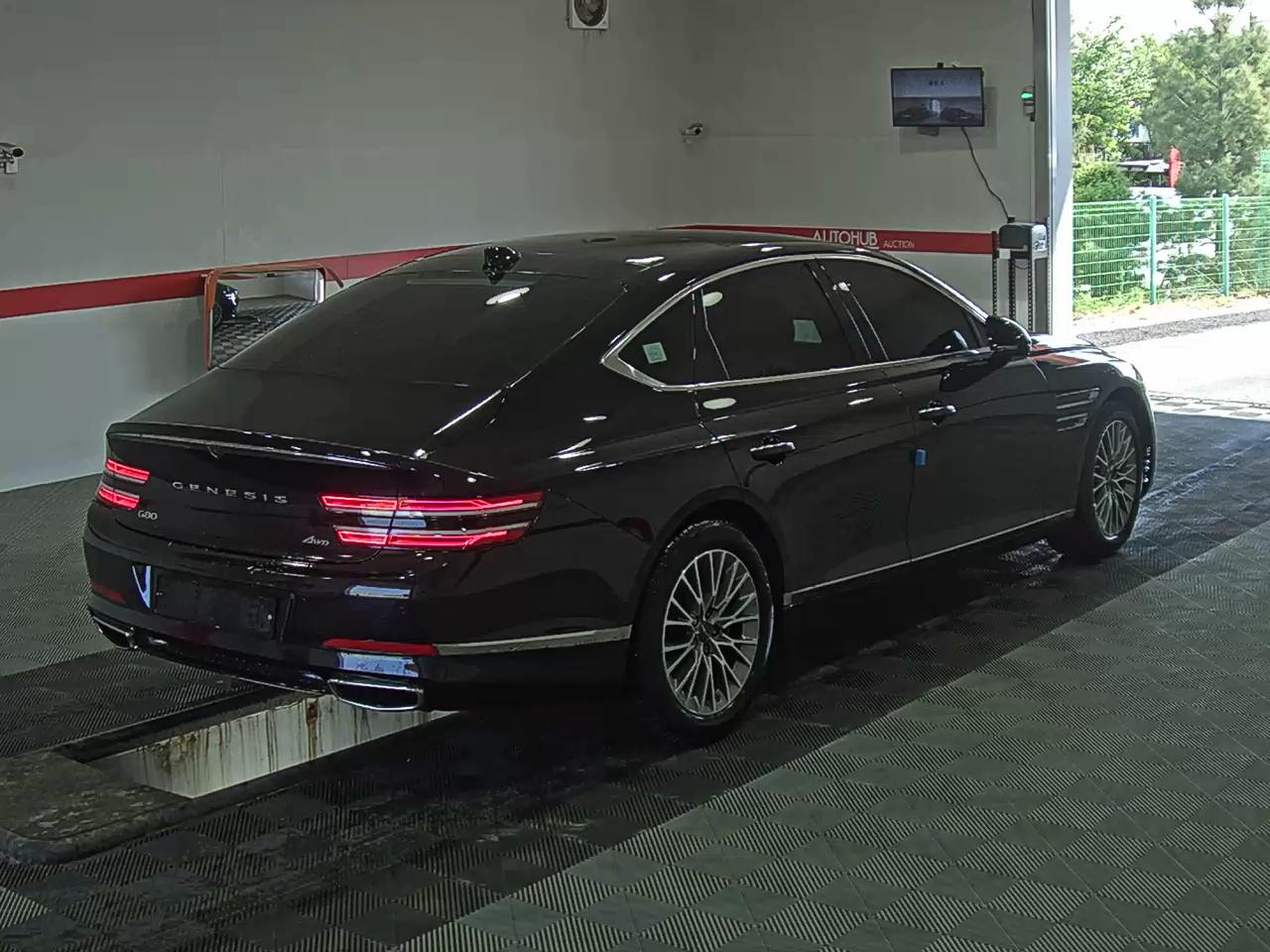 Hyundai Genesis 2022 - Image 4