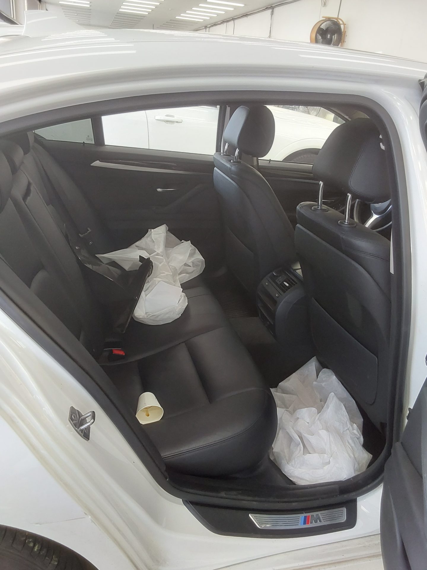 BMW 5 Series 2016 - Image 12