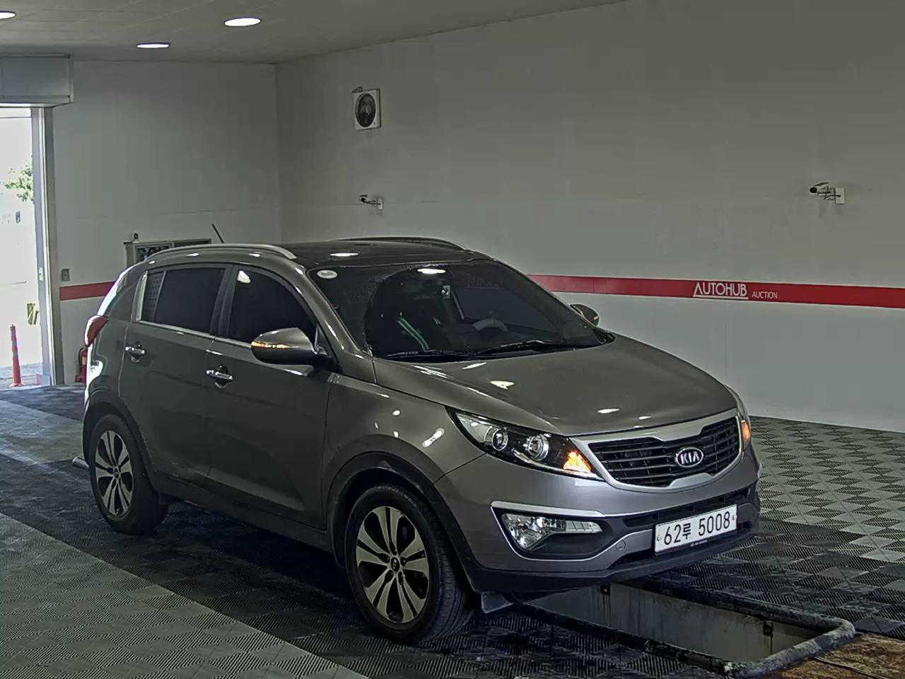 Kia Sportage 2012 - Image 2