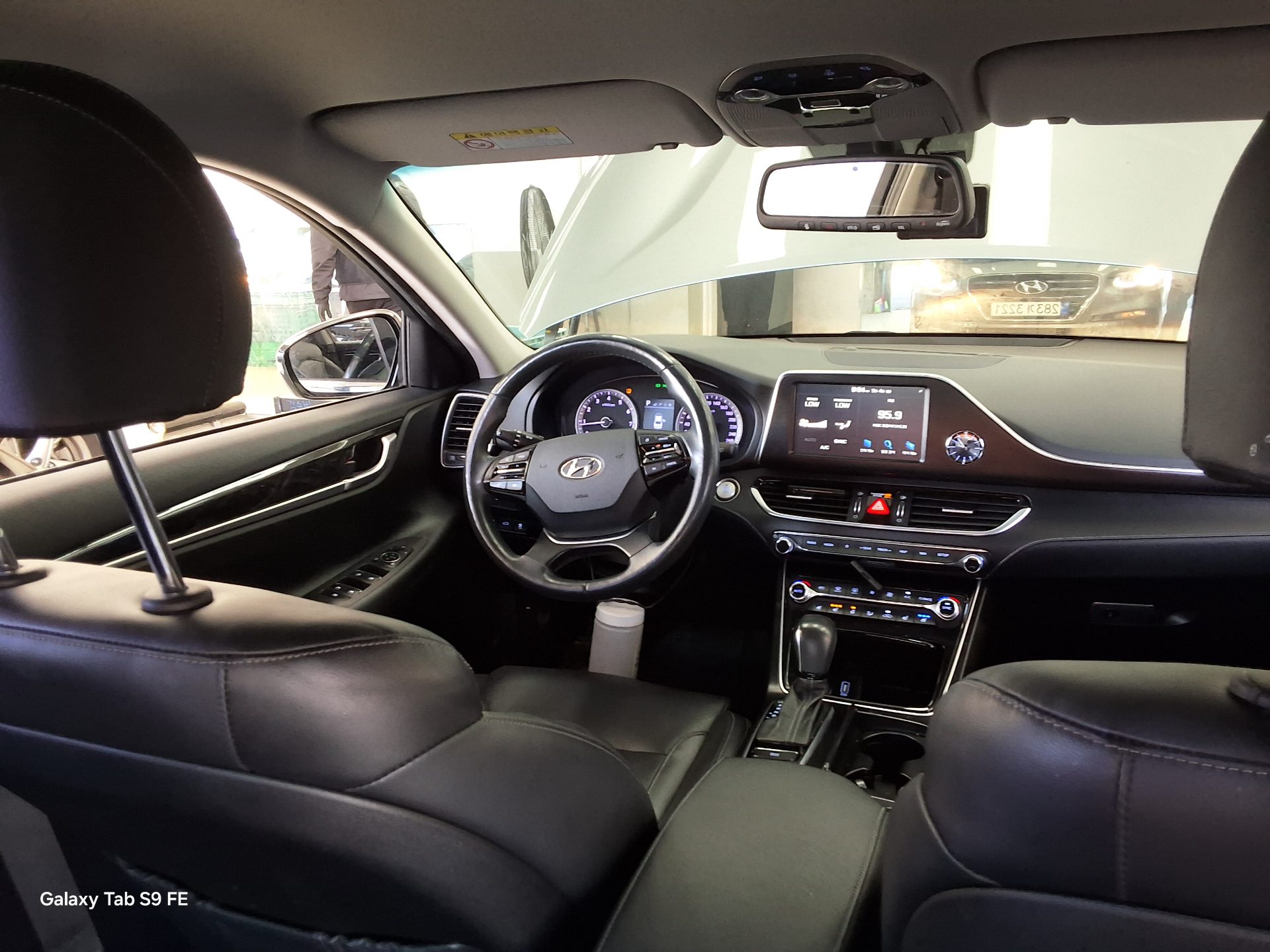 Hyundai Grandeur 2019 - Image 10
