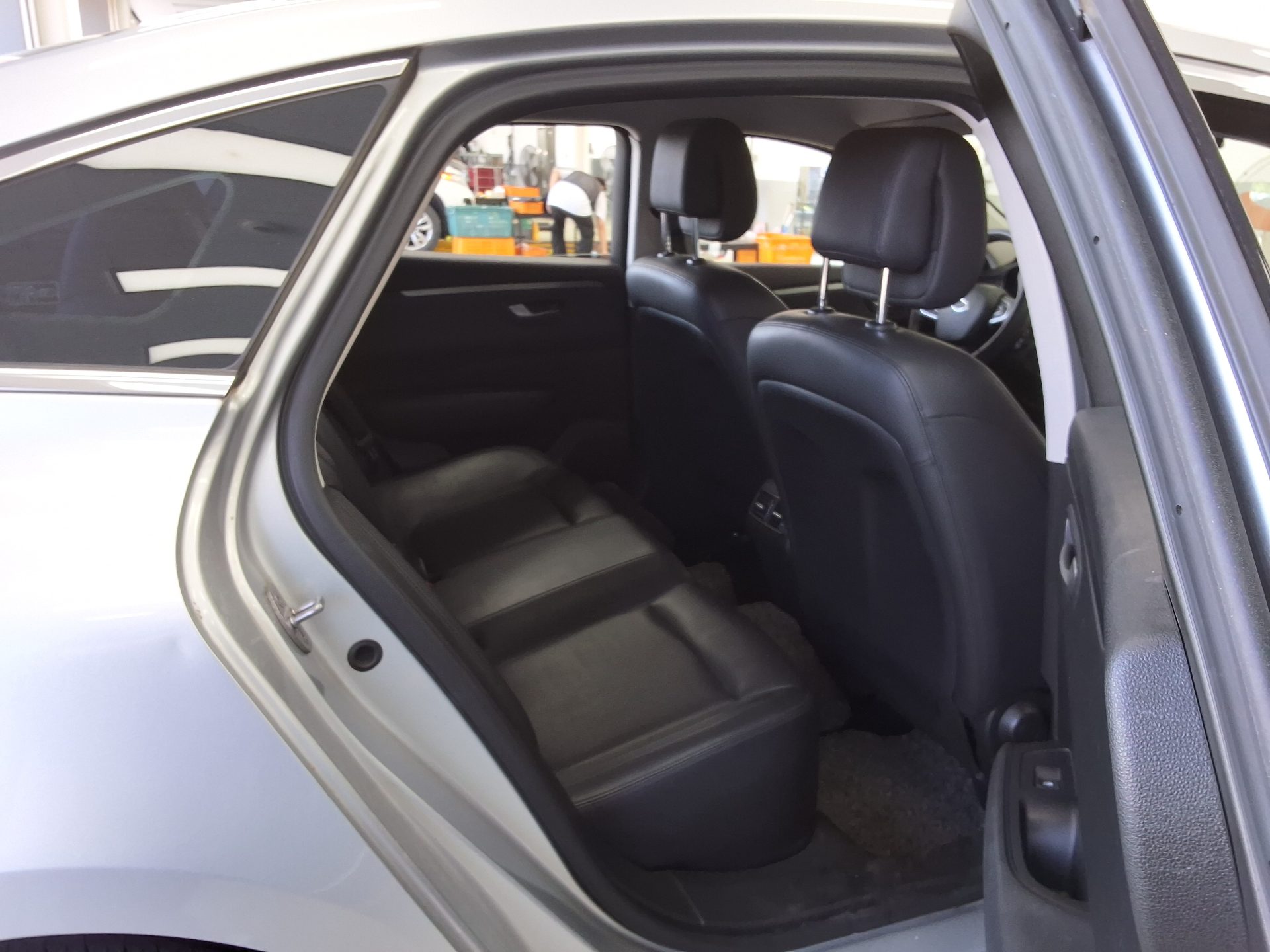Renault Samsung SM6 2017 - Image 13