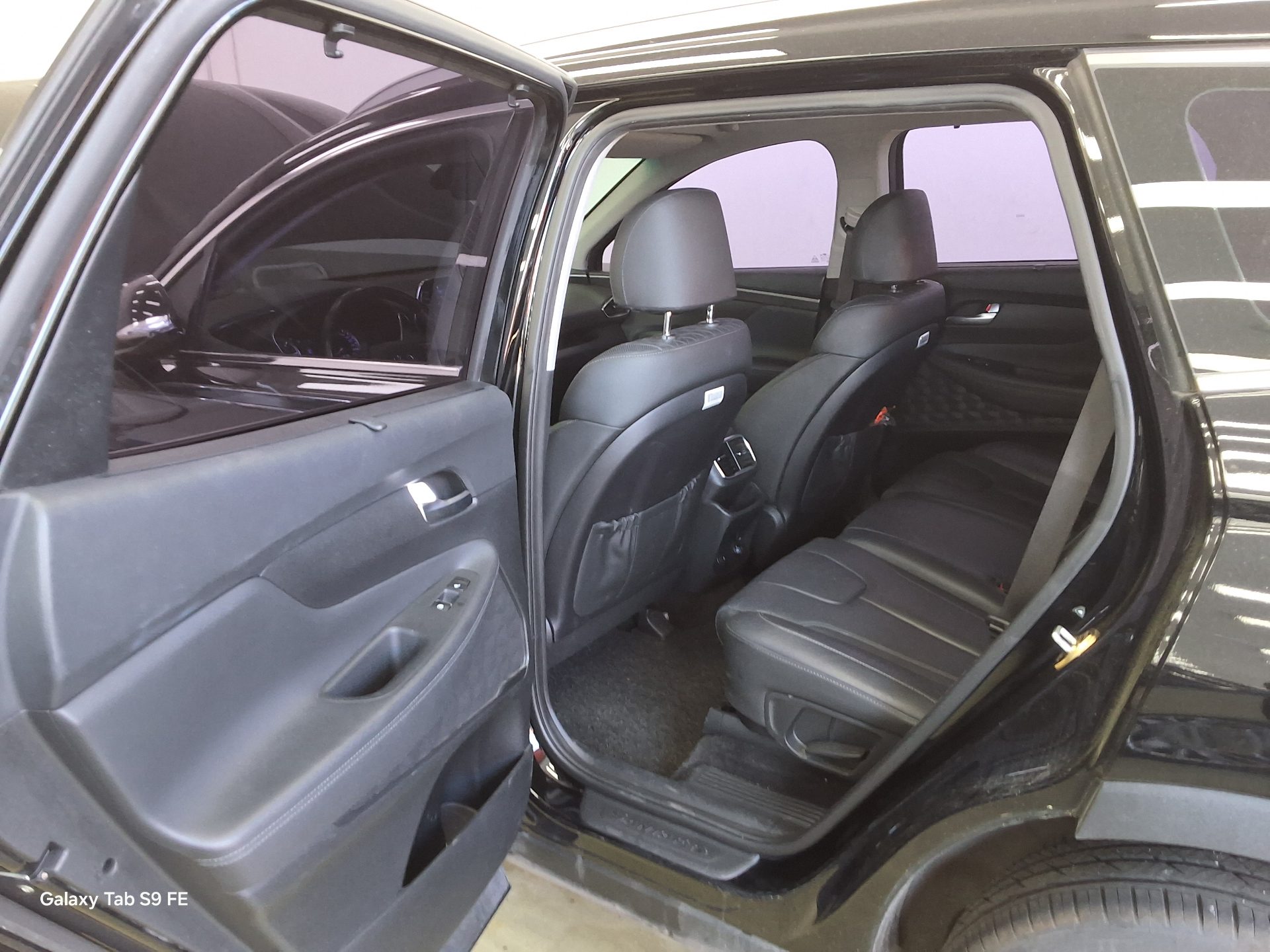 Hyundai Santa Fe 2020 - Image 11