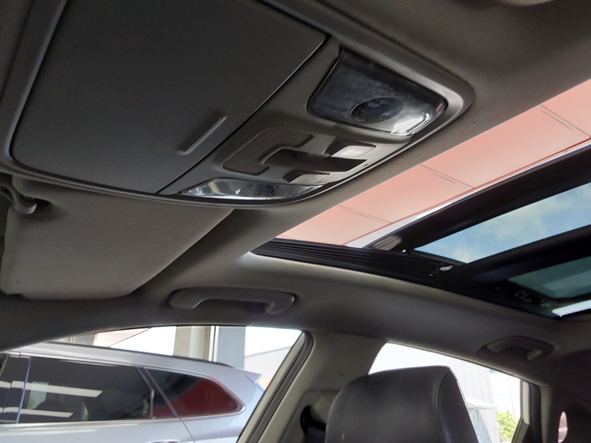 Kia K5 2016 - Image 19