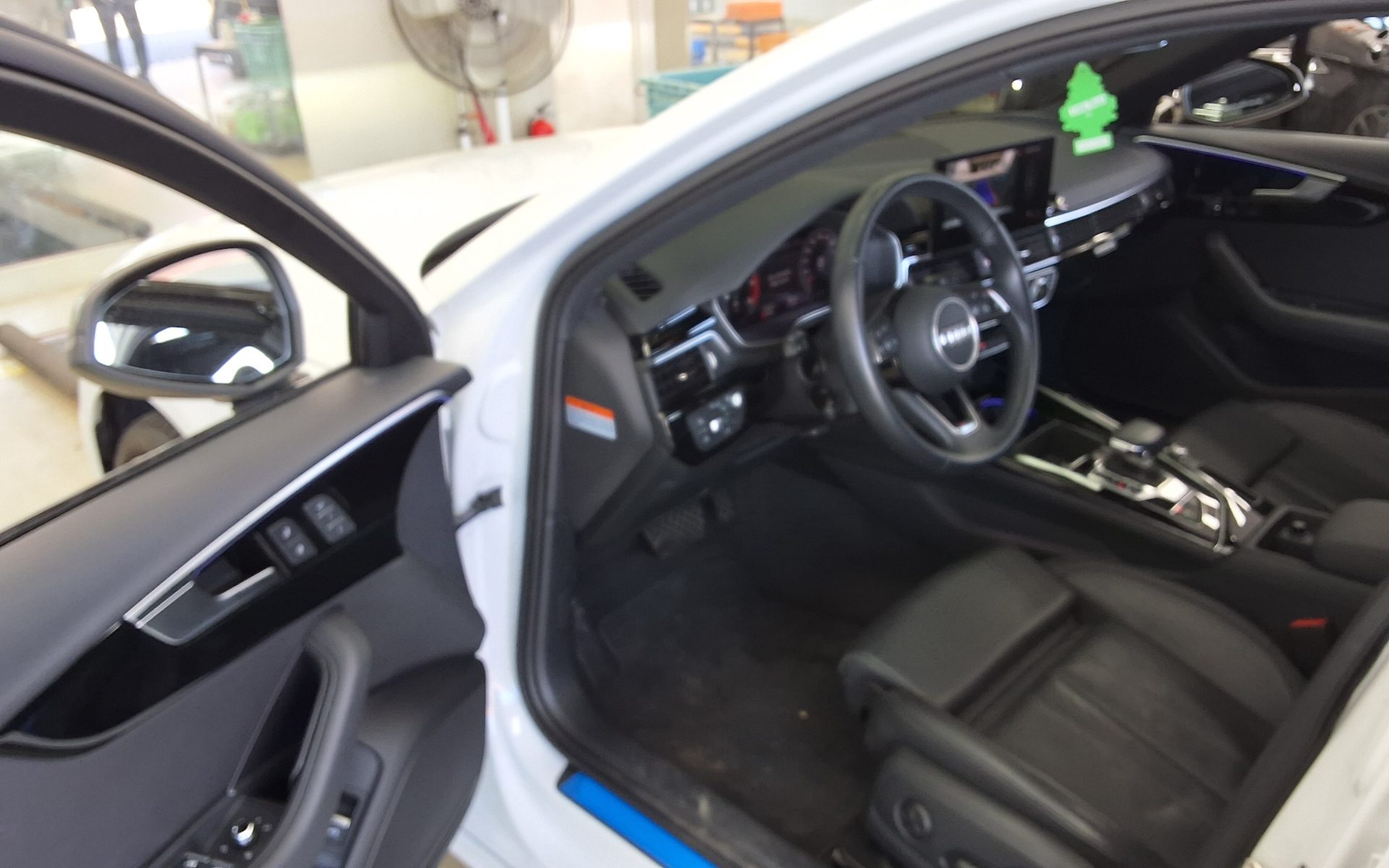 Audi A4 2020 - Image 9