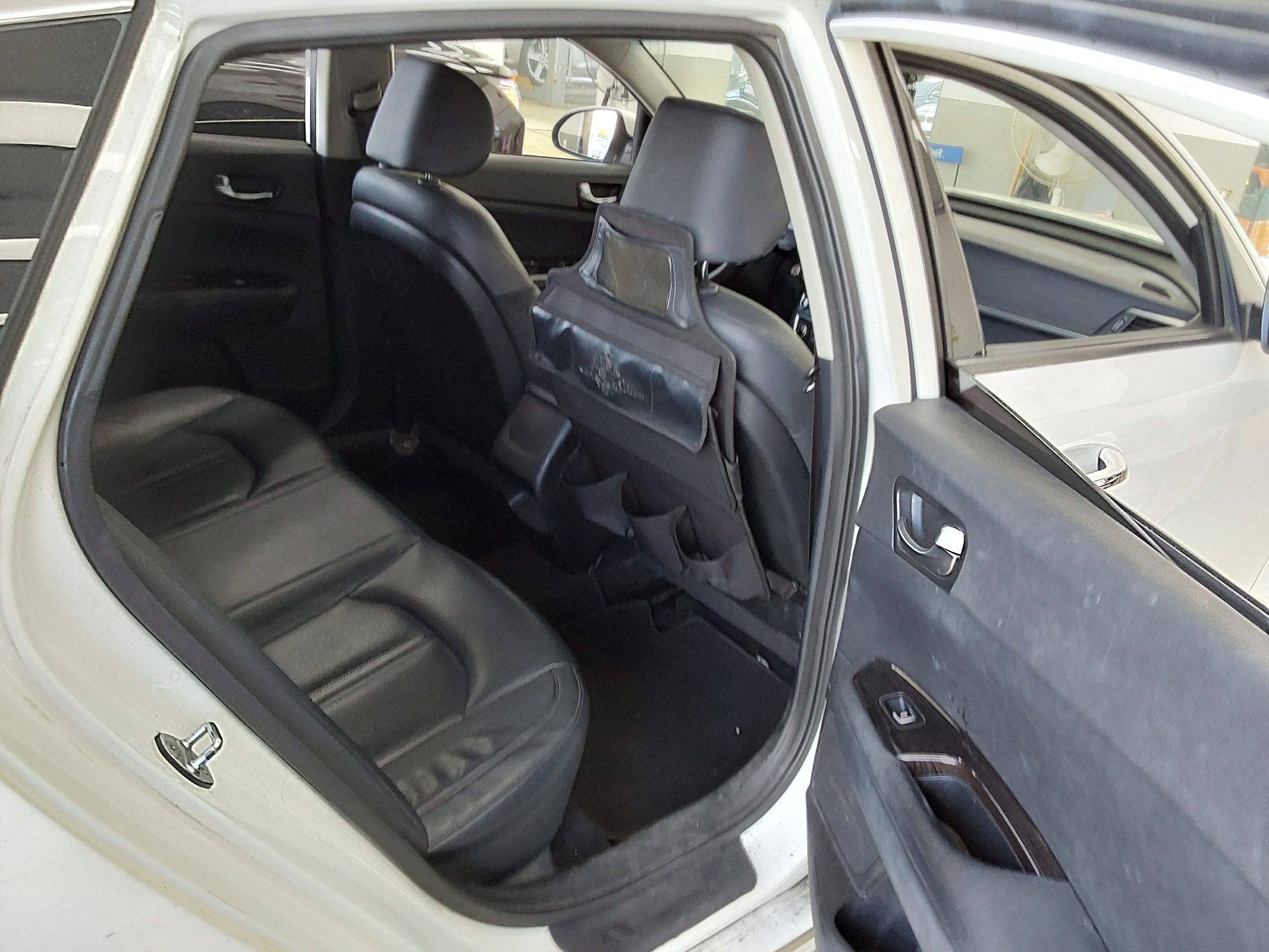 Kia K5 2016 - Image 13