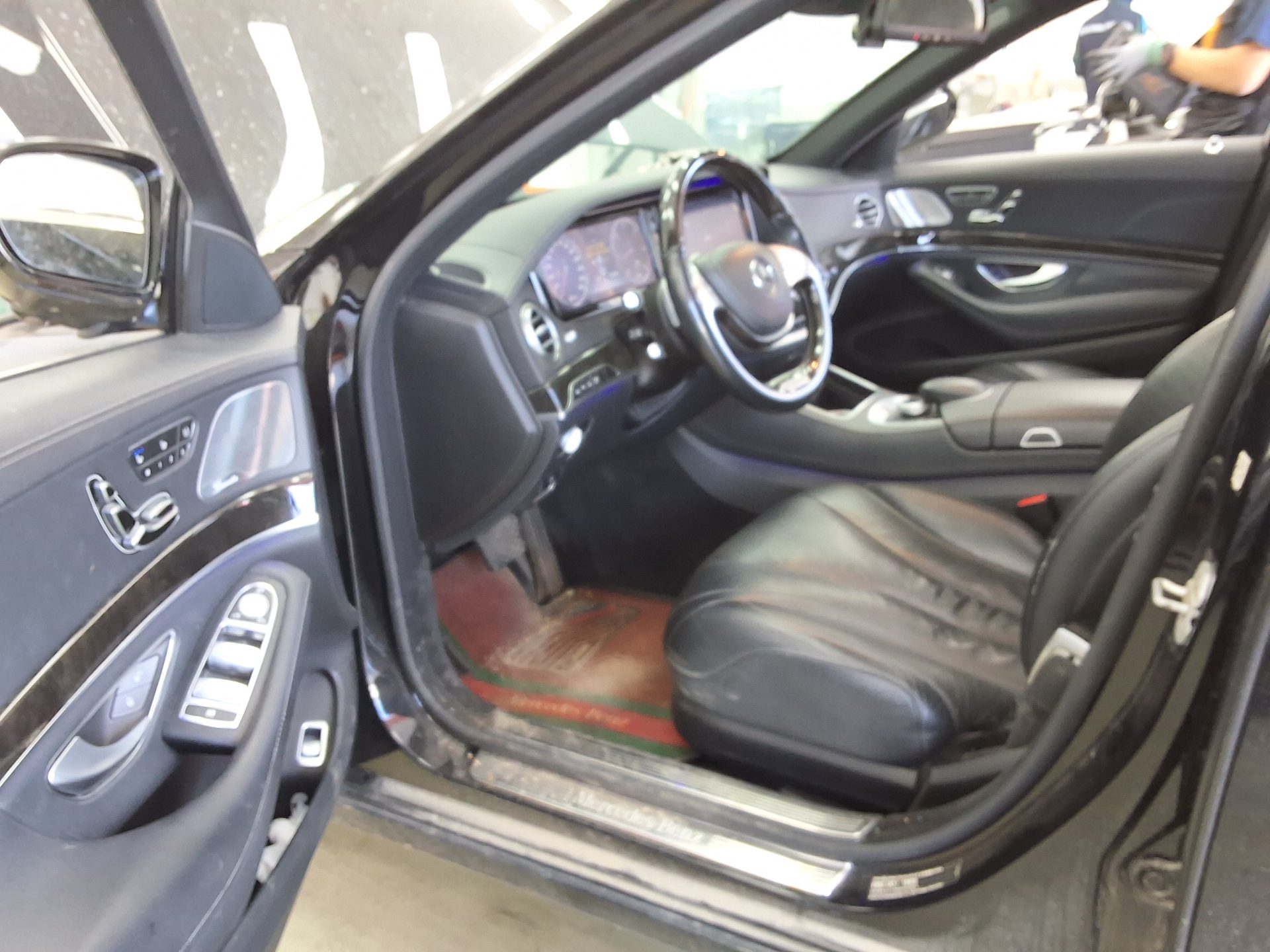 Mercedes-Benz S-Class 2015 - Image 9