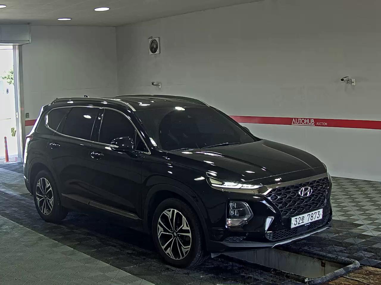 Hyundai Santa Fe 2020 - Image 2
