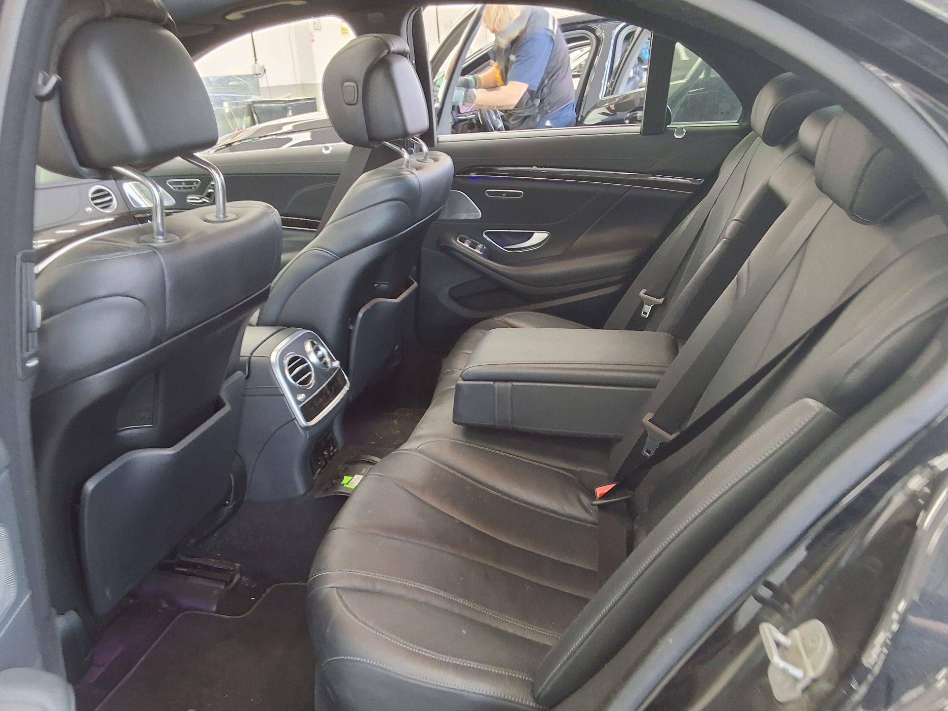 Mercedes-Benz S-Class 2015 - Image 11