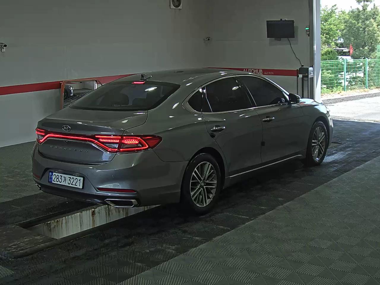 Hyundai Grandeur 2019 - Image 4