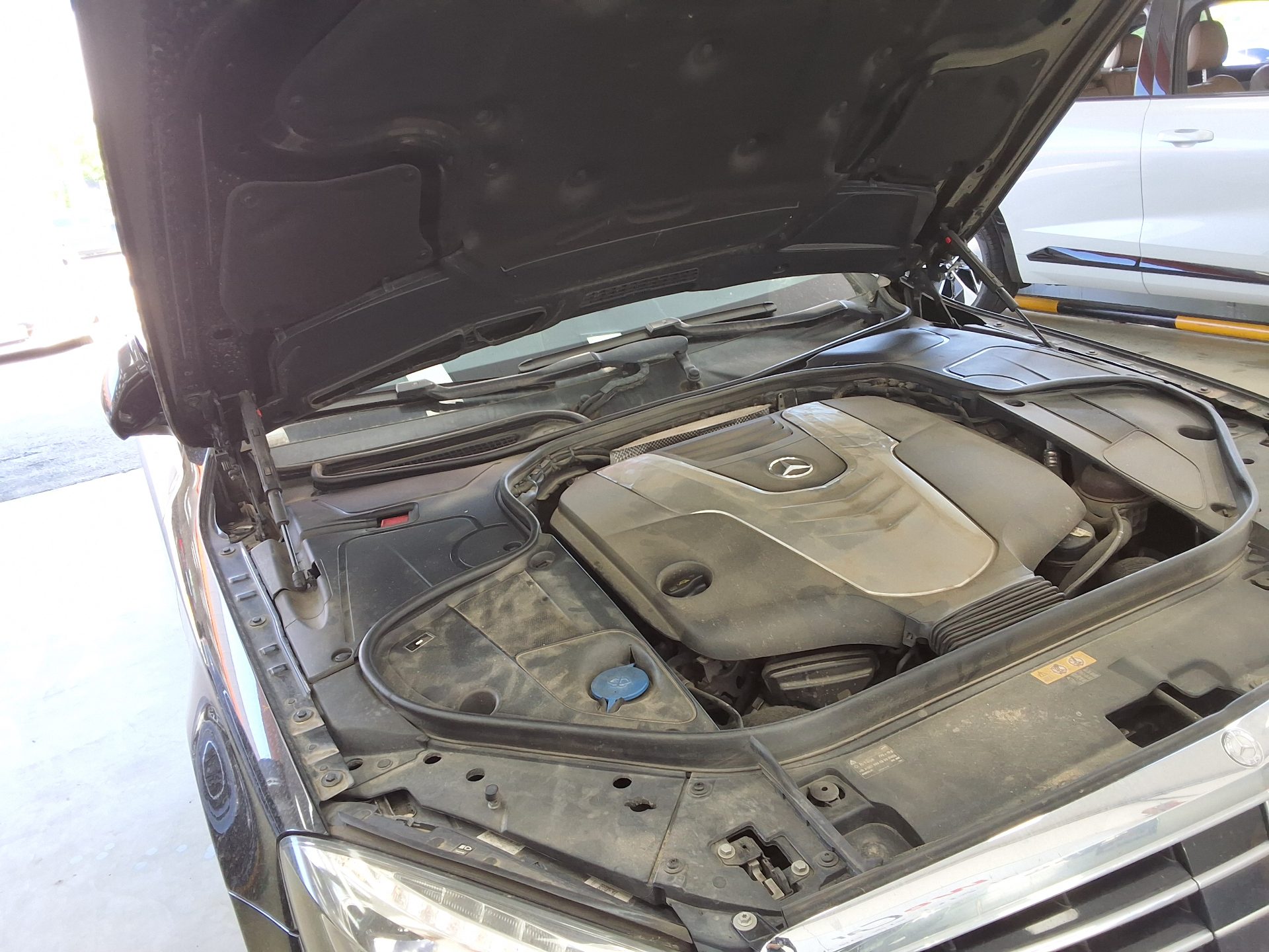 Mercedes-Benz S-Class 2015 - Image 16