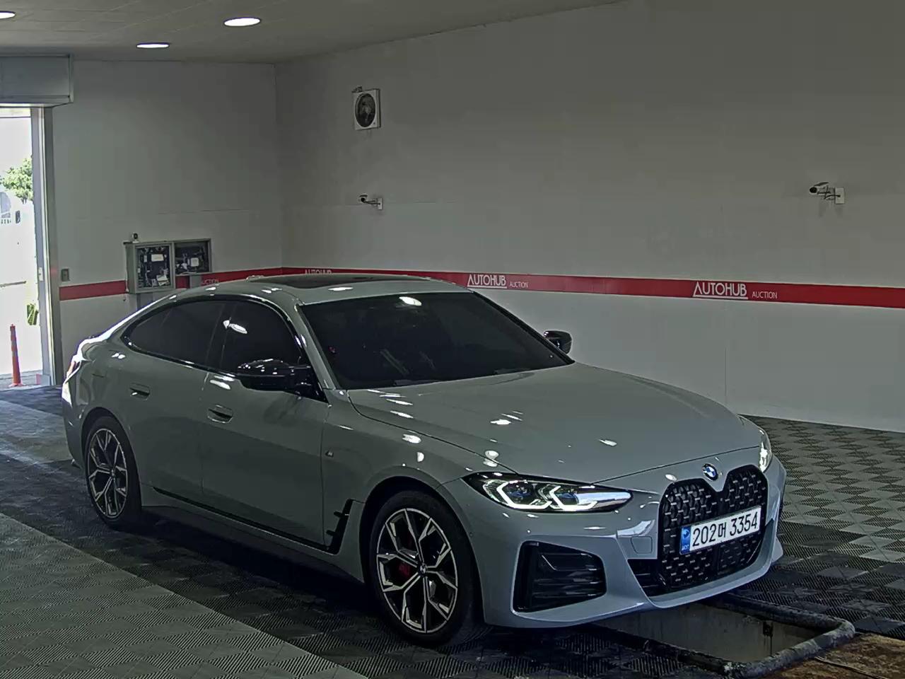 BMW 4 Series 2022 - Image 2