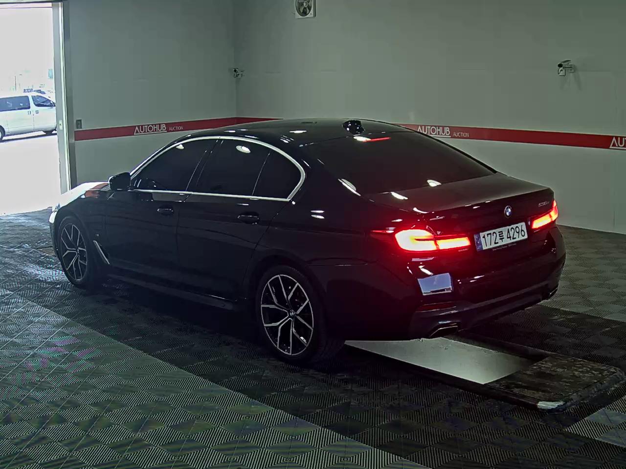 BMW 5 Series 2021 - Image 5