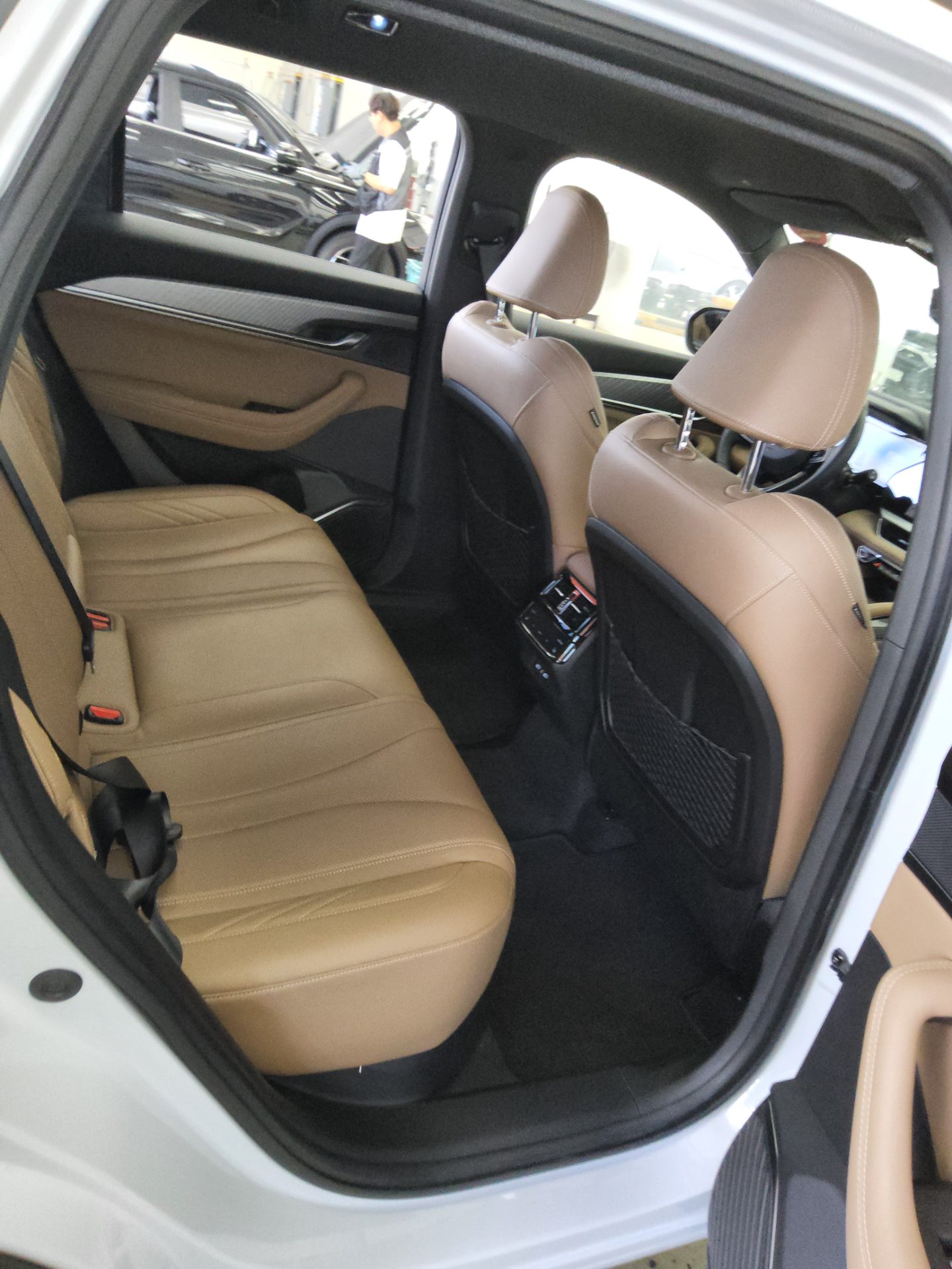 Renault Samsung Grand Koleos 2025 - Image 12