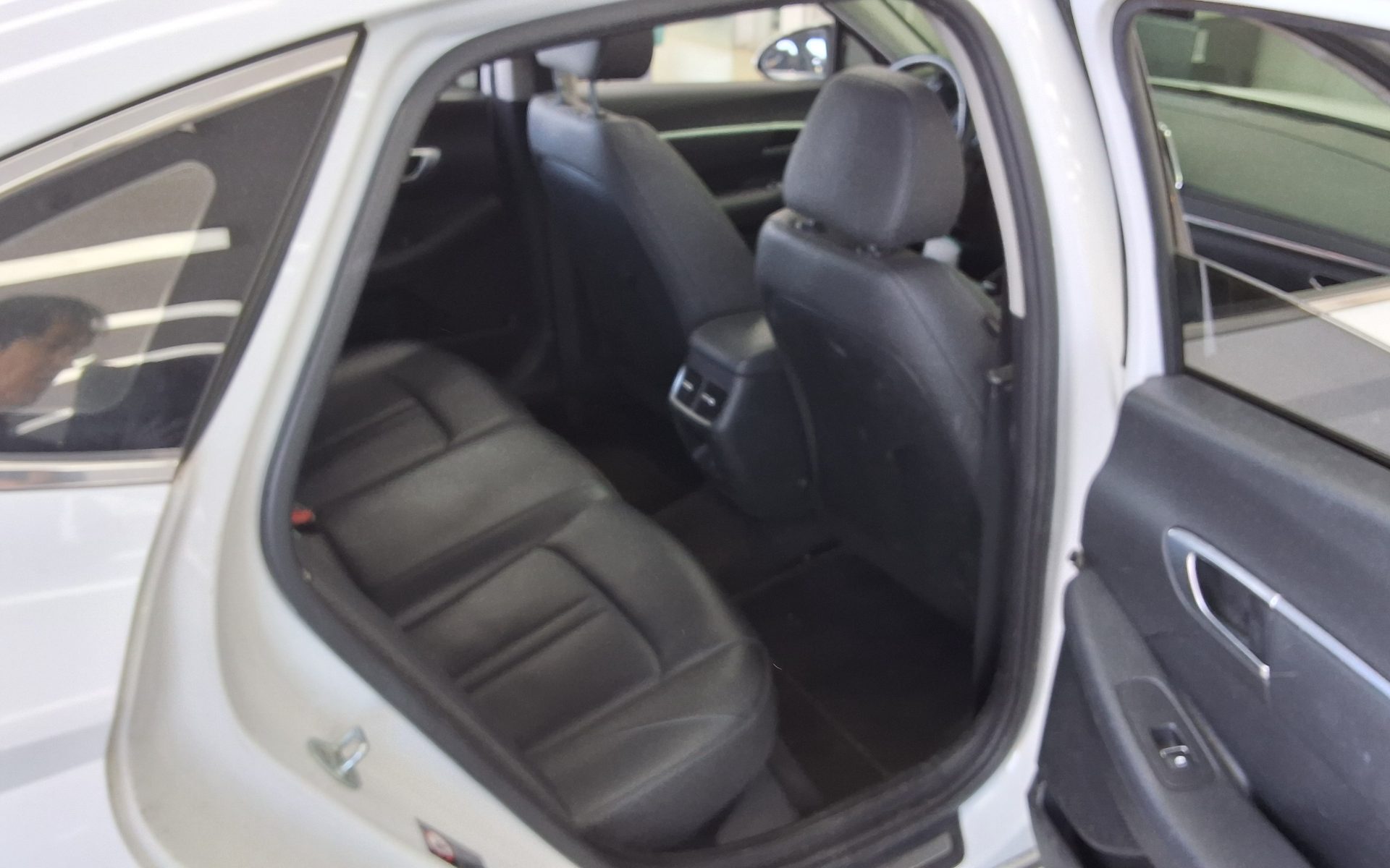 Hyundai Sonata 2020 - Image 12
