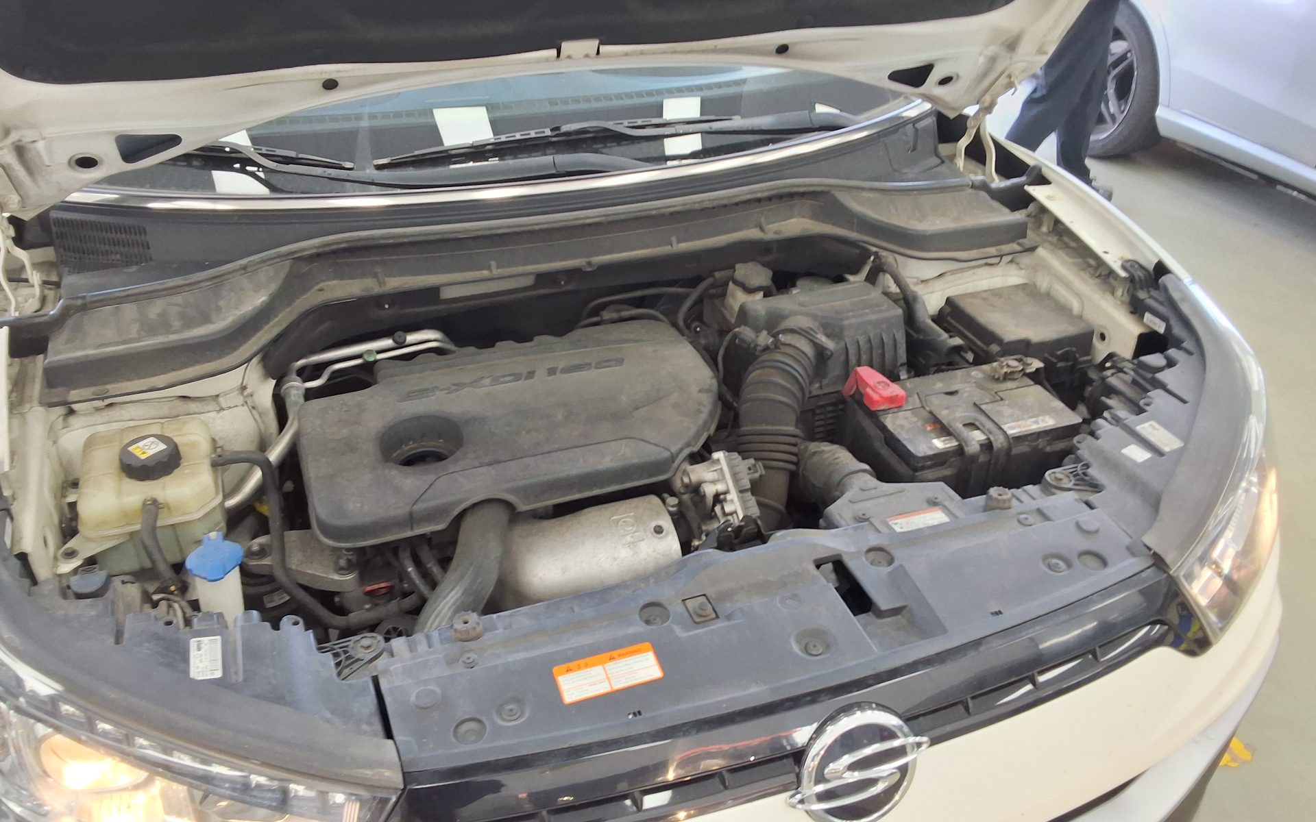 KG Mobility Tivoli 2016 - Image 20