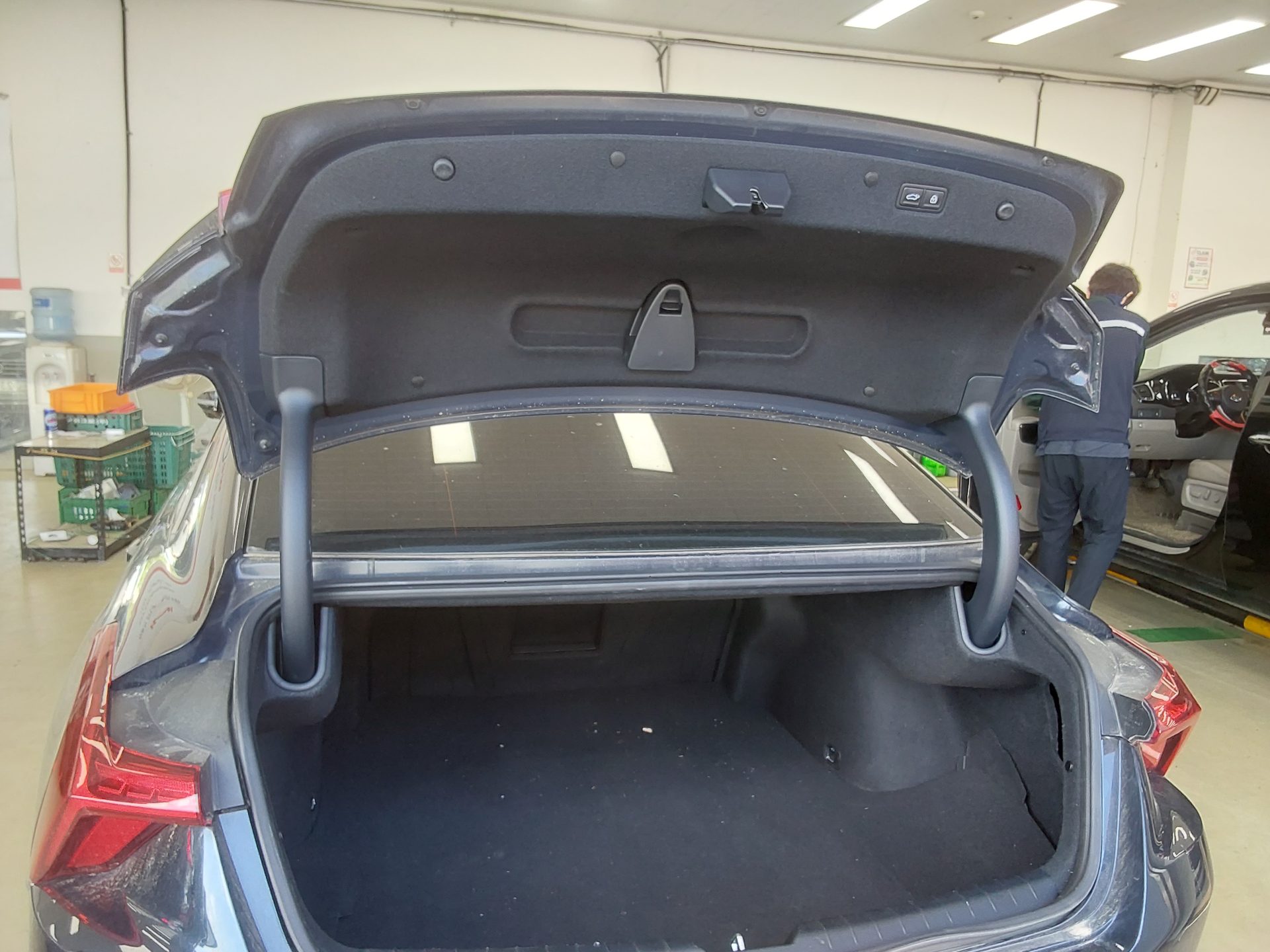 Kia K8 2022 - Image 14