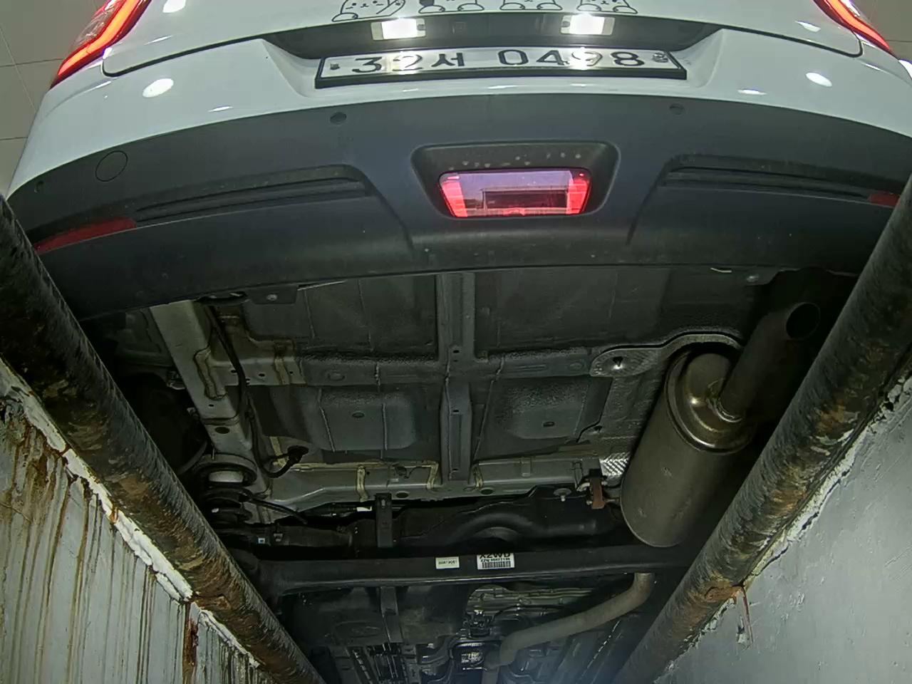 KG Mobility Tivoli 2016 - Image 7