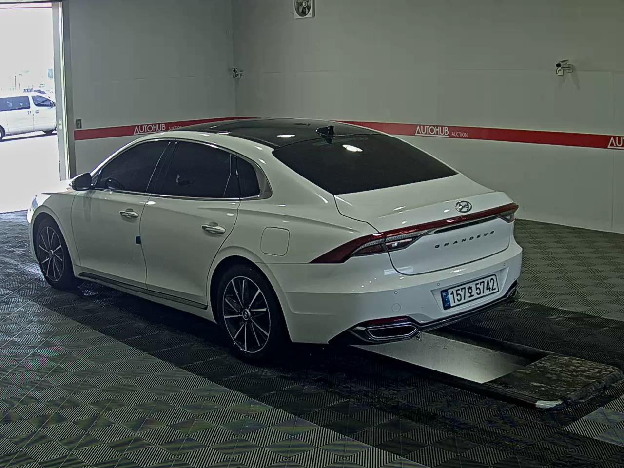 2021 - hyundai grandeur