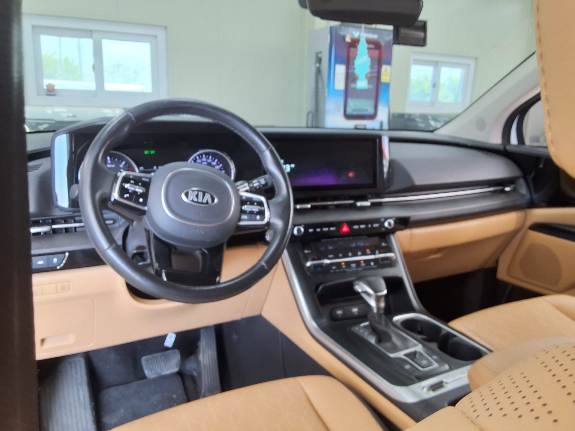 Kia SEDONA 2021 - Image 10