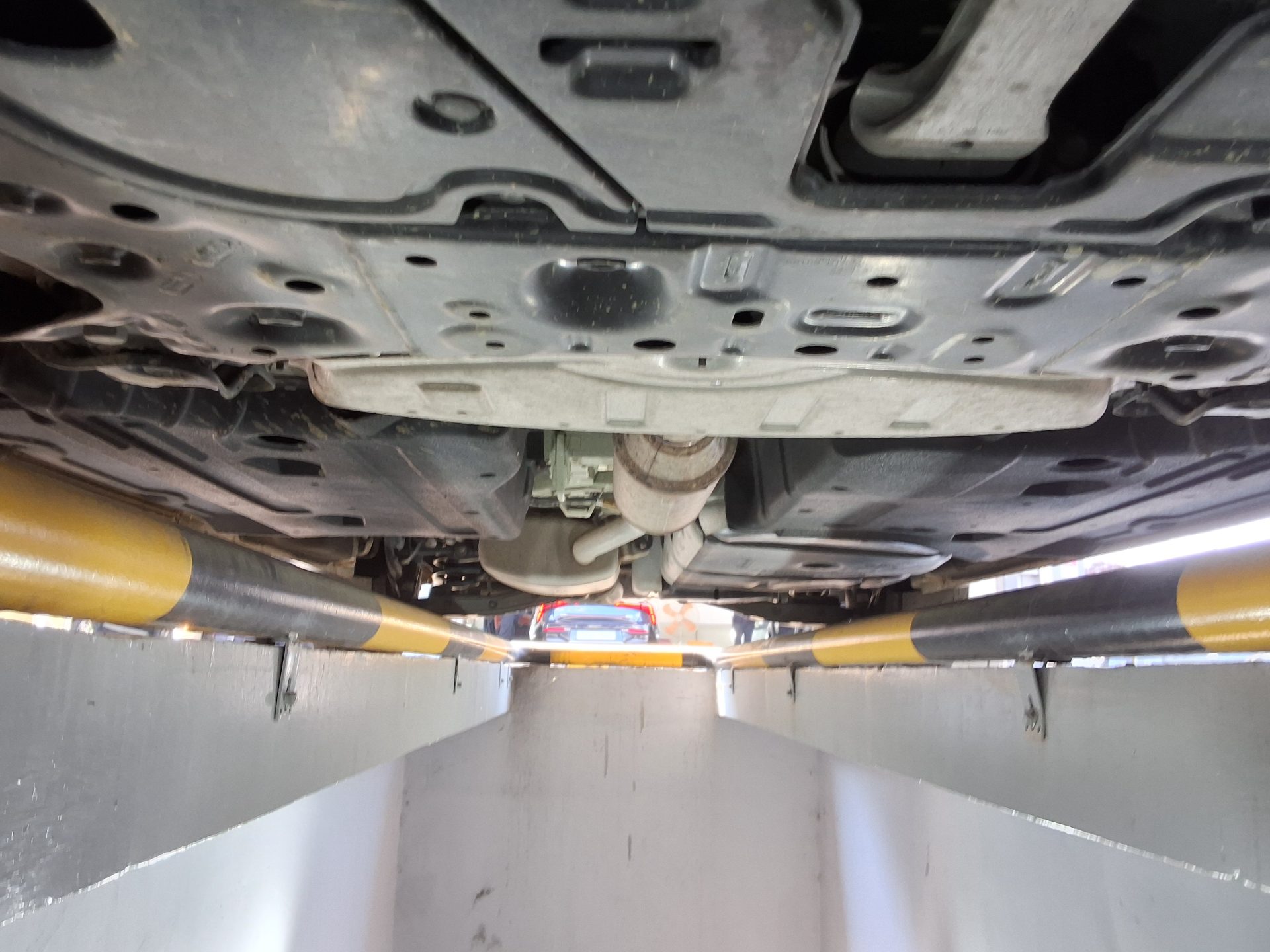 Kia SEDONA 2021 - Image 19