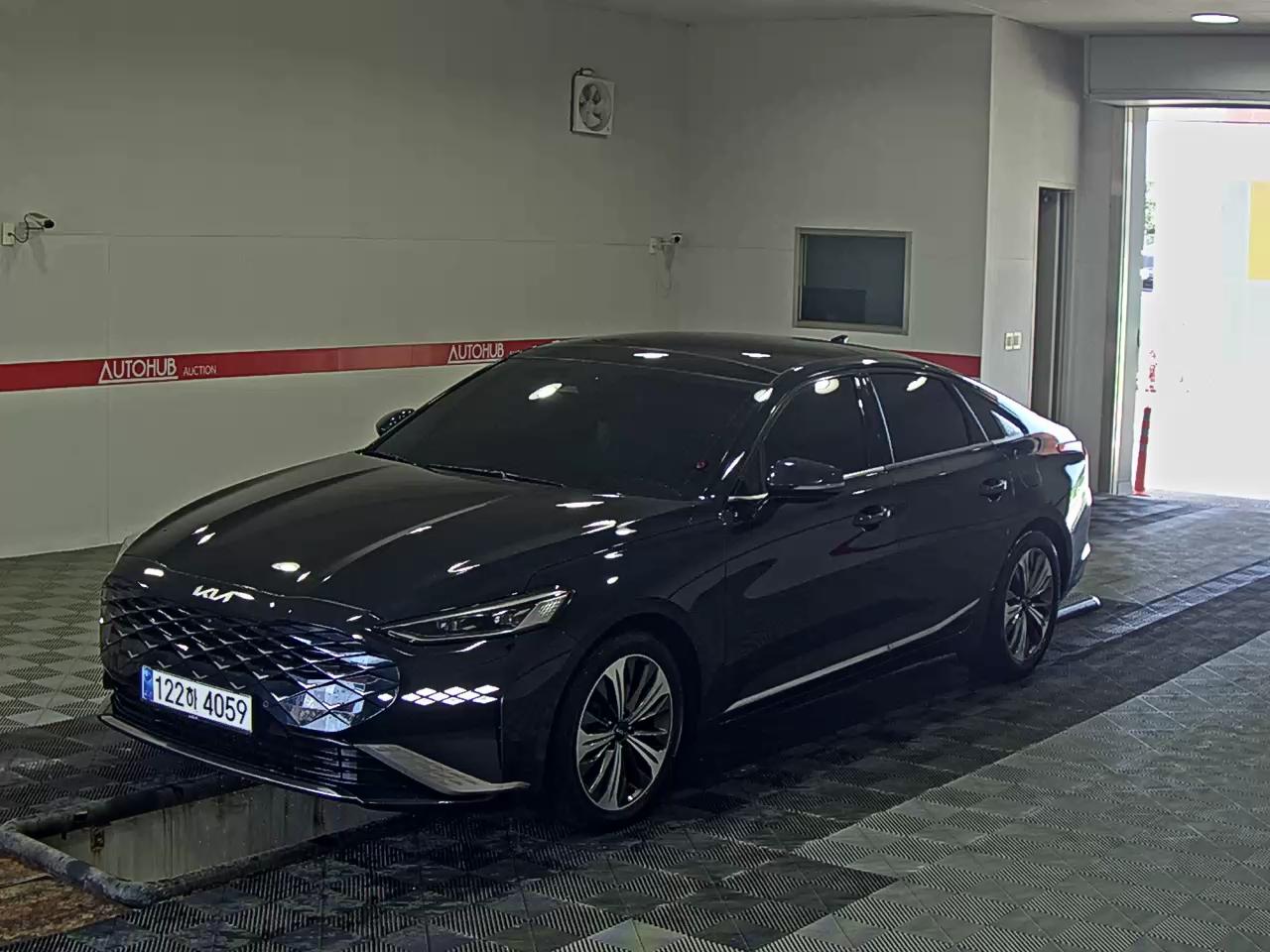Kia K8