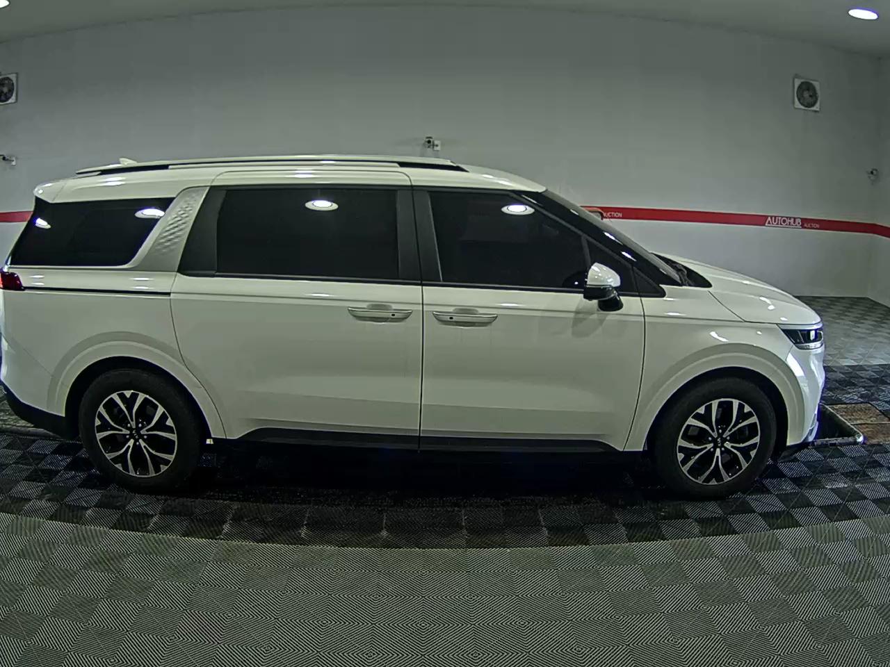 Kia SEDONA 2021 - Image 3