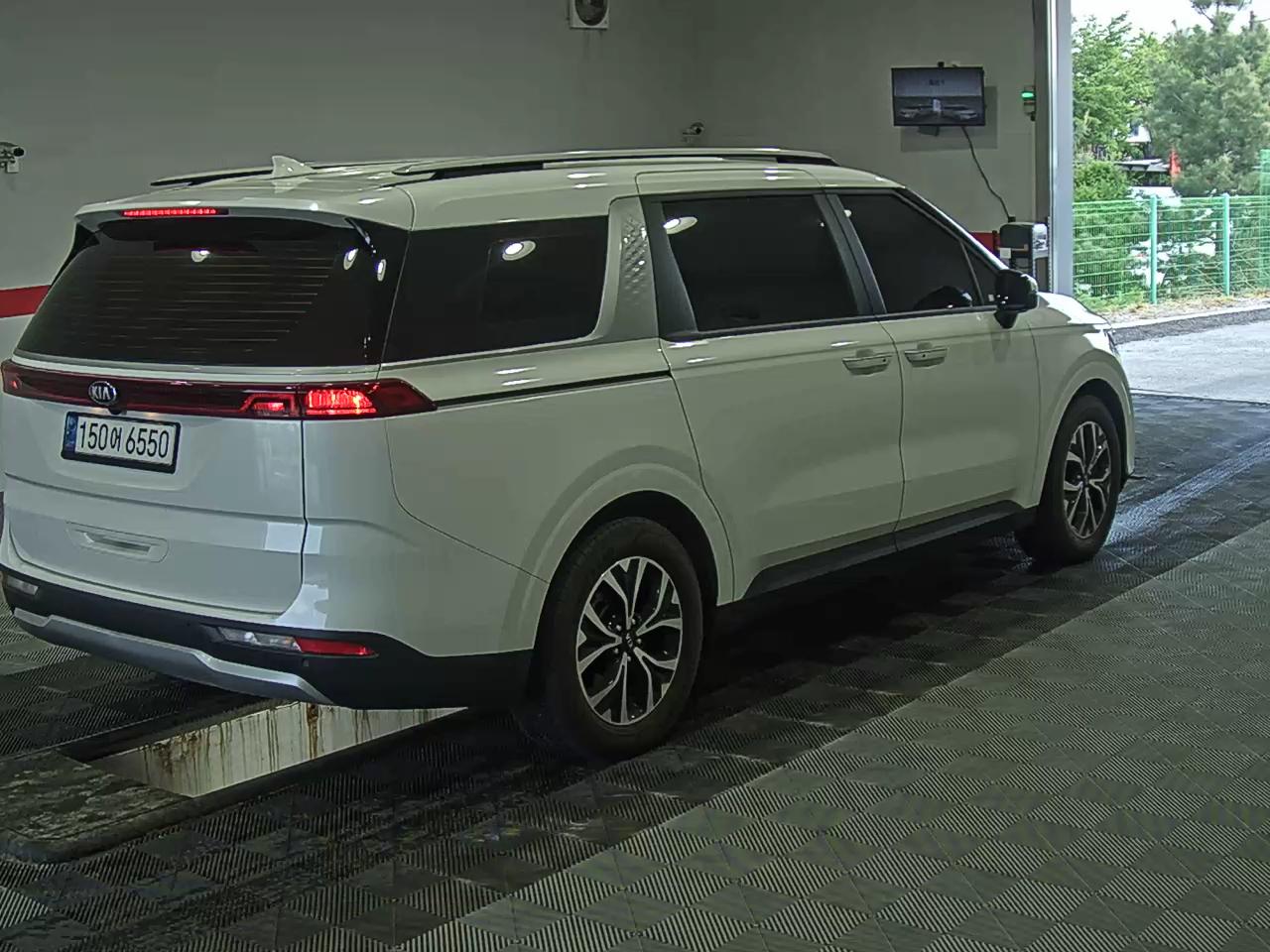 Kia SEDONA 2021 - Image 4