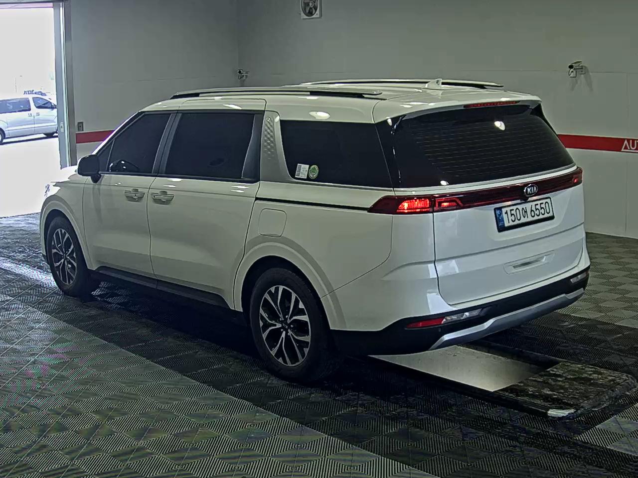 Kia SEDONA 2021 - Image 5