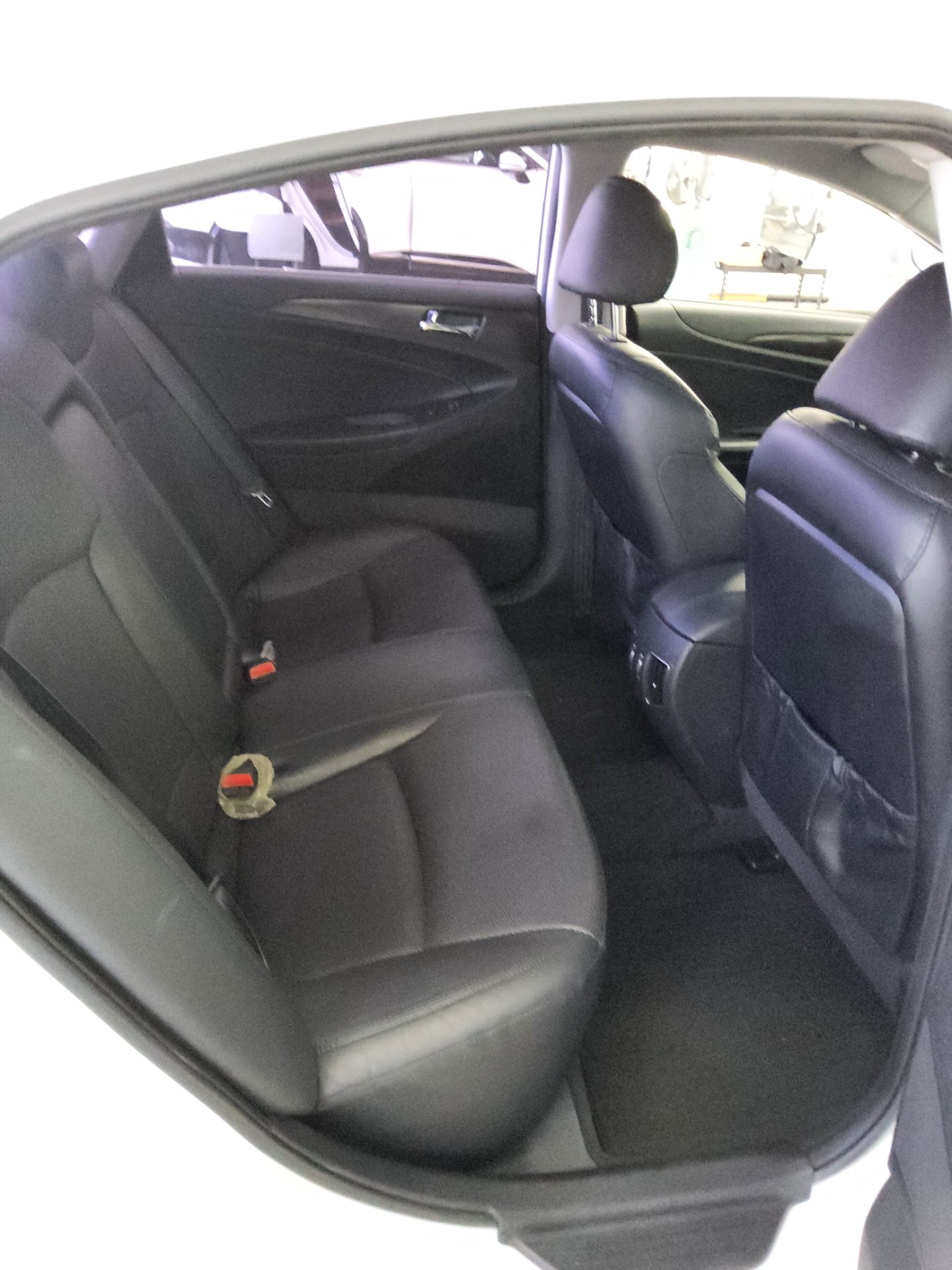 Hyundai Sonata 2012 - Image 12