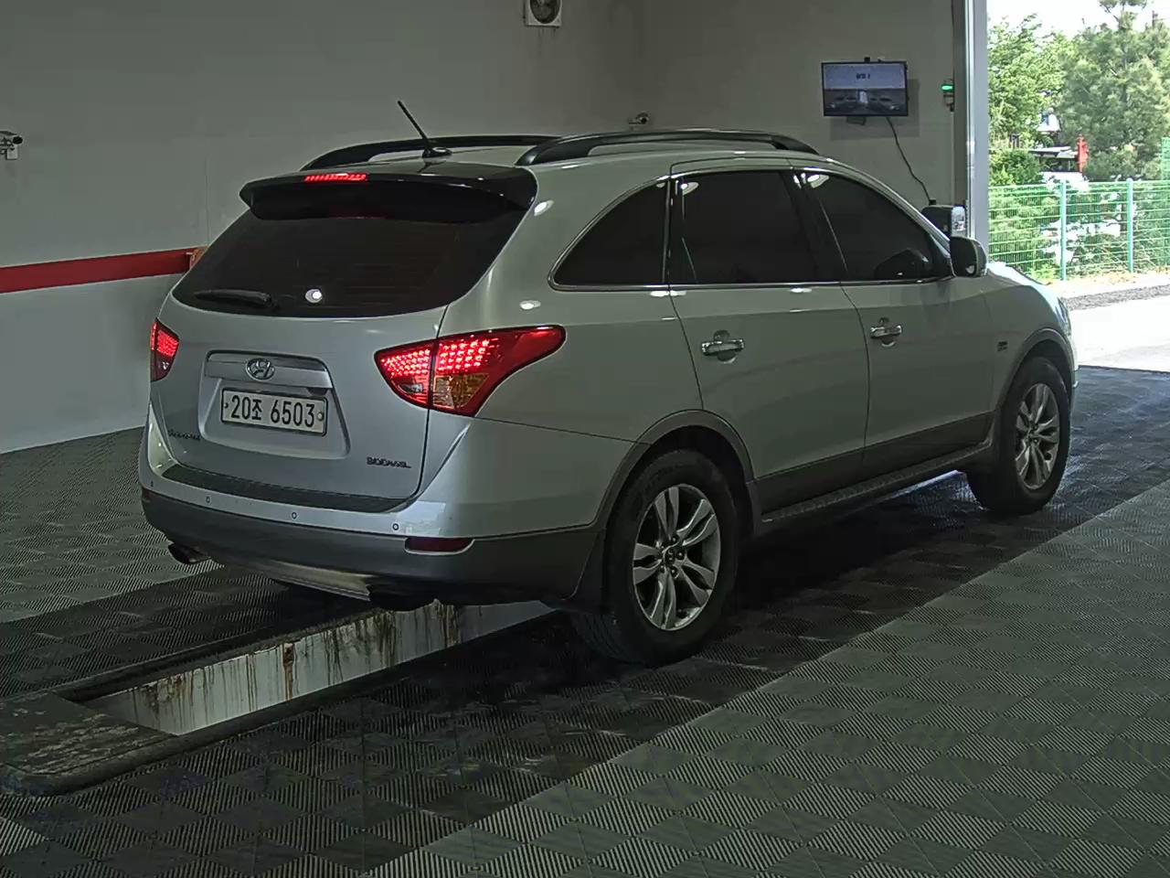 Hyundai Veracruz 2011 - Image 4