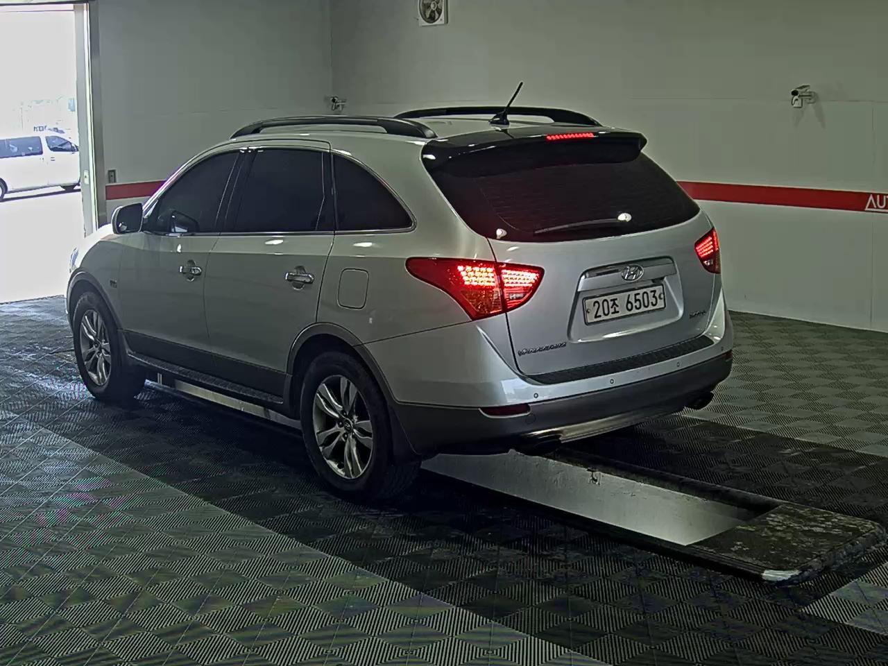 Hyundai Veracruz 2011 - Image 5