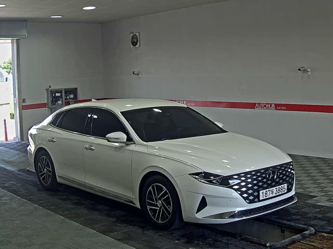 Hyundai Grandeur 2021 - Image 2