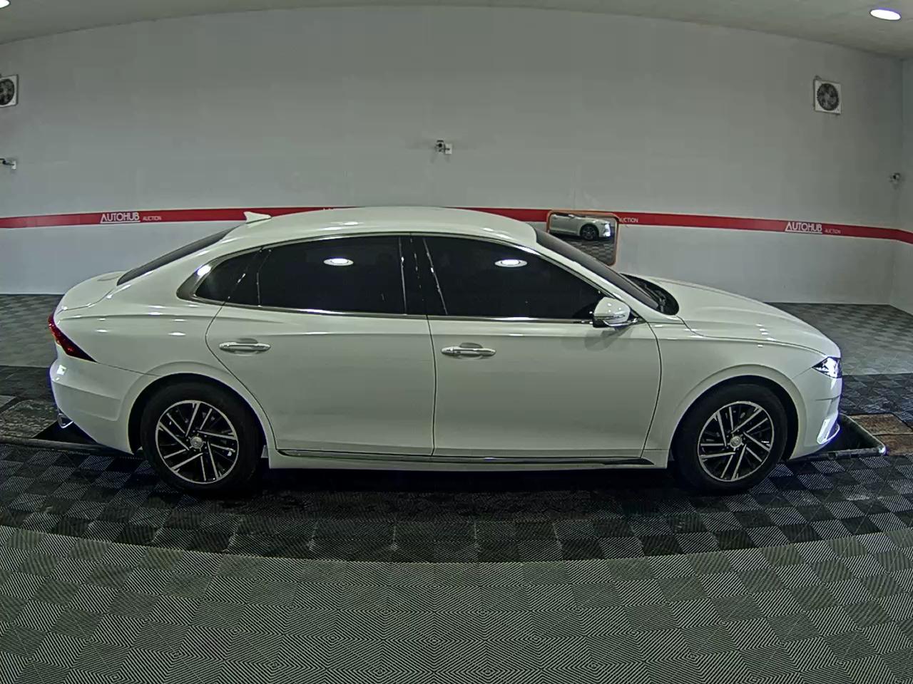 Hyundai Grandeur 2021 - Image 3