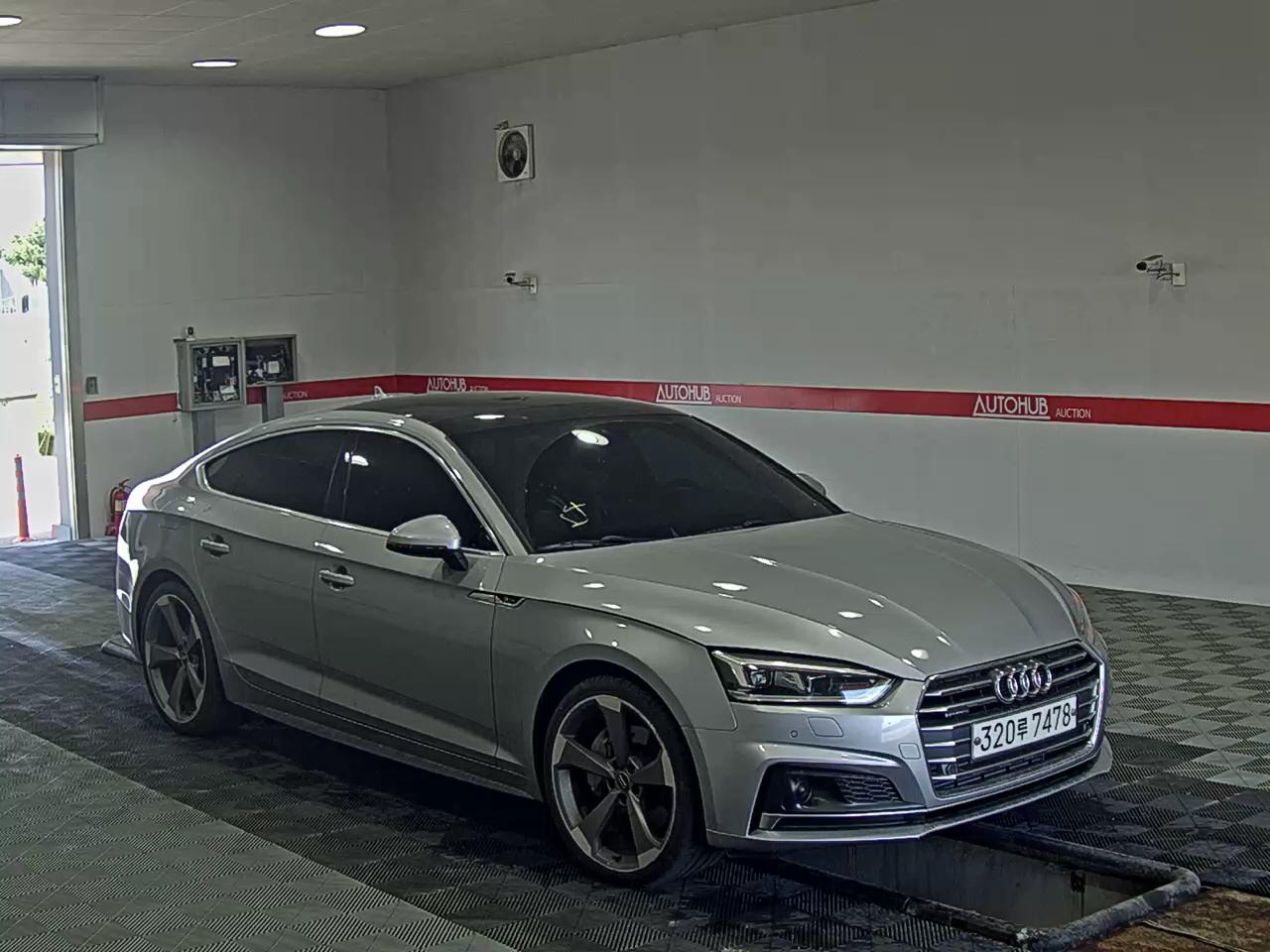 Audi A5 2019 - Image 2