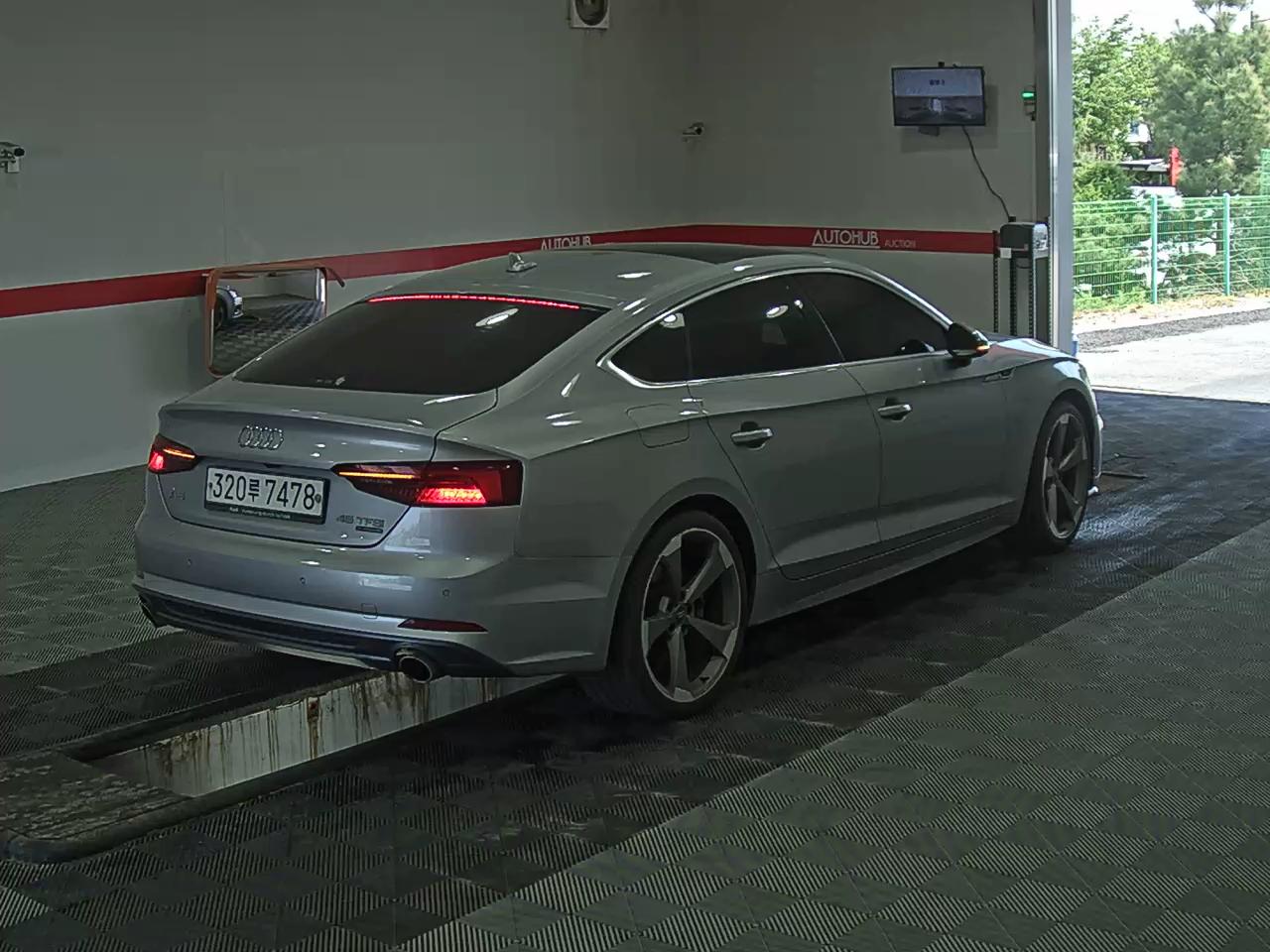Audi A5 2019 - Image 4