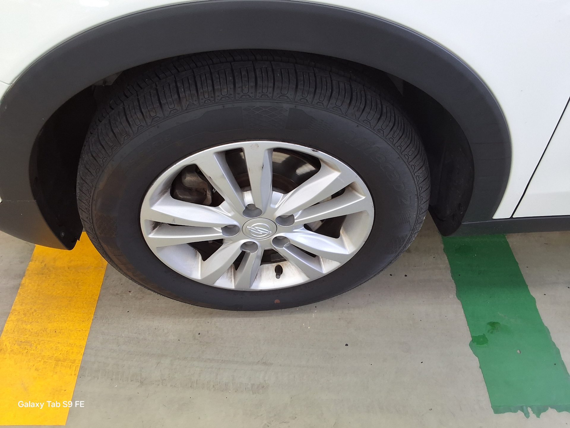 KG Mobility Tivoli 2016 - Image 21