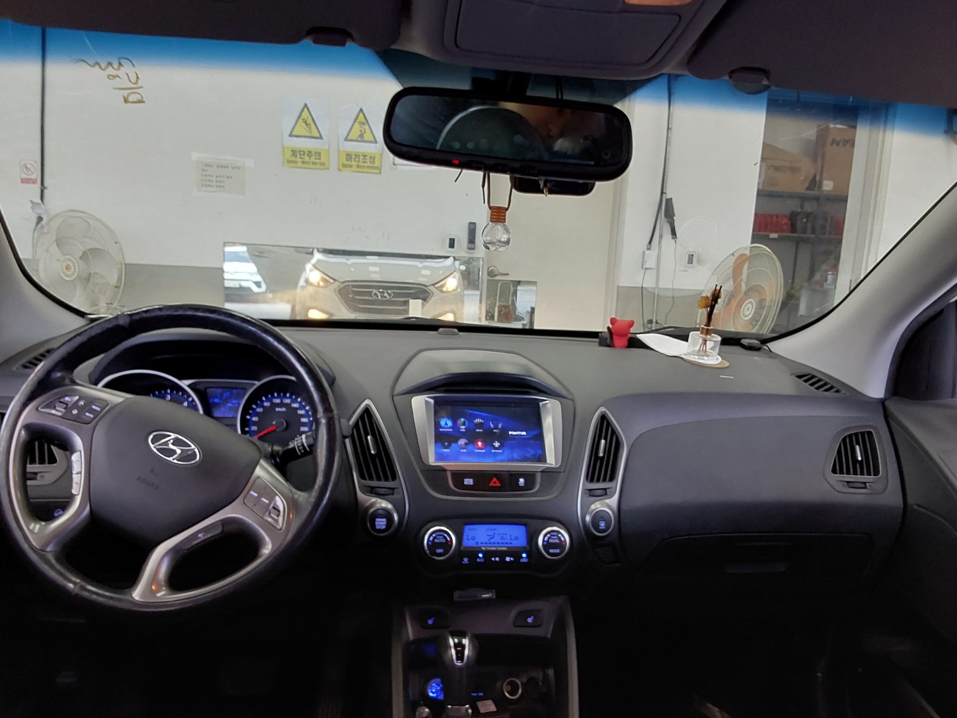 BMW IX 2014 - 이미지 10